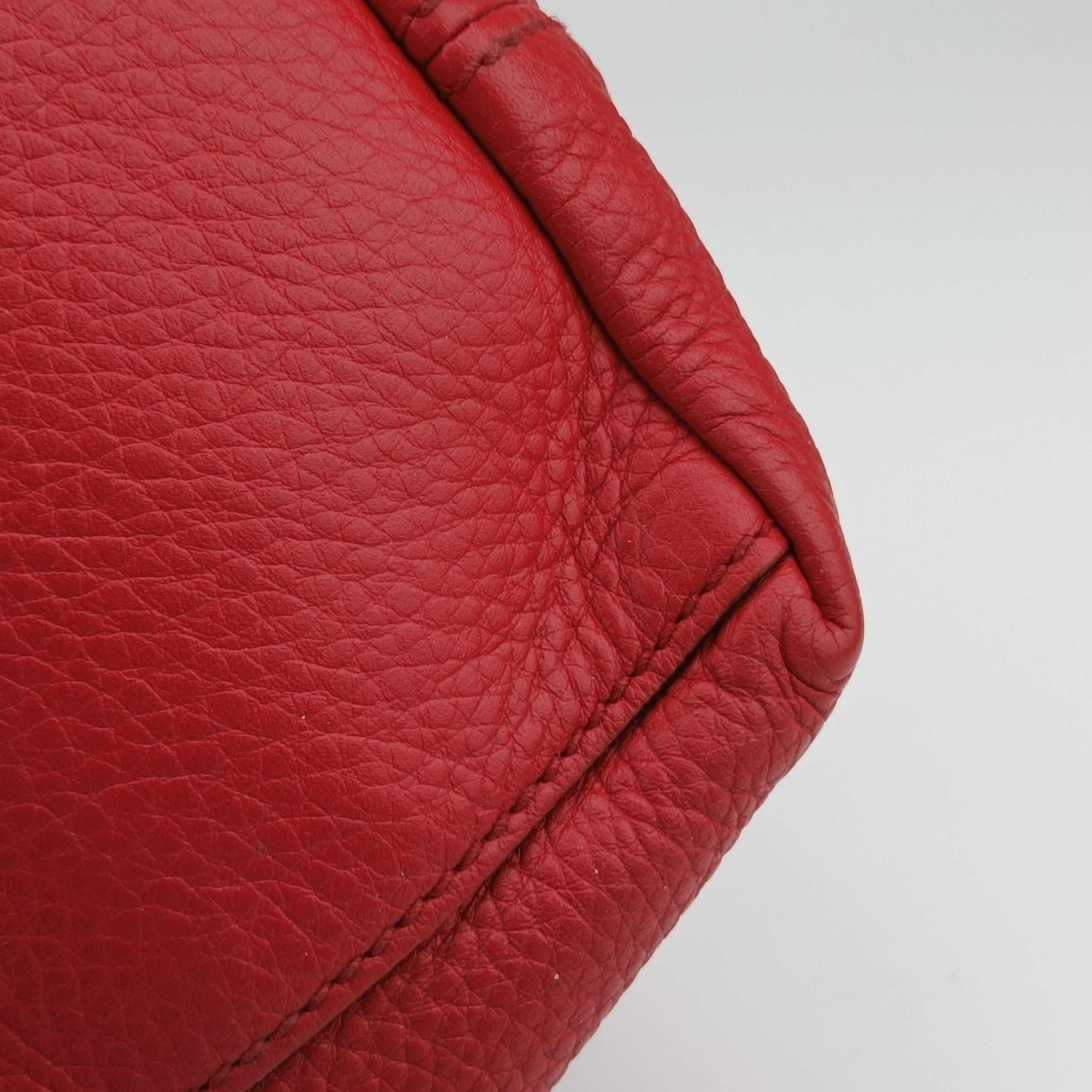 Pre-owned Gucci Soho Red Leather 308982 shoulderbag | stylenewstar