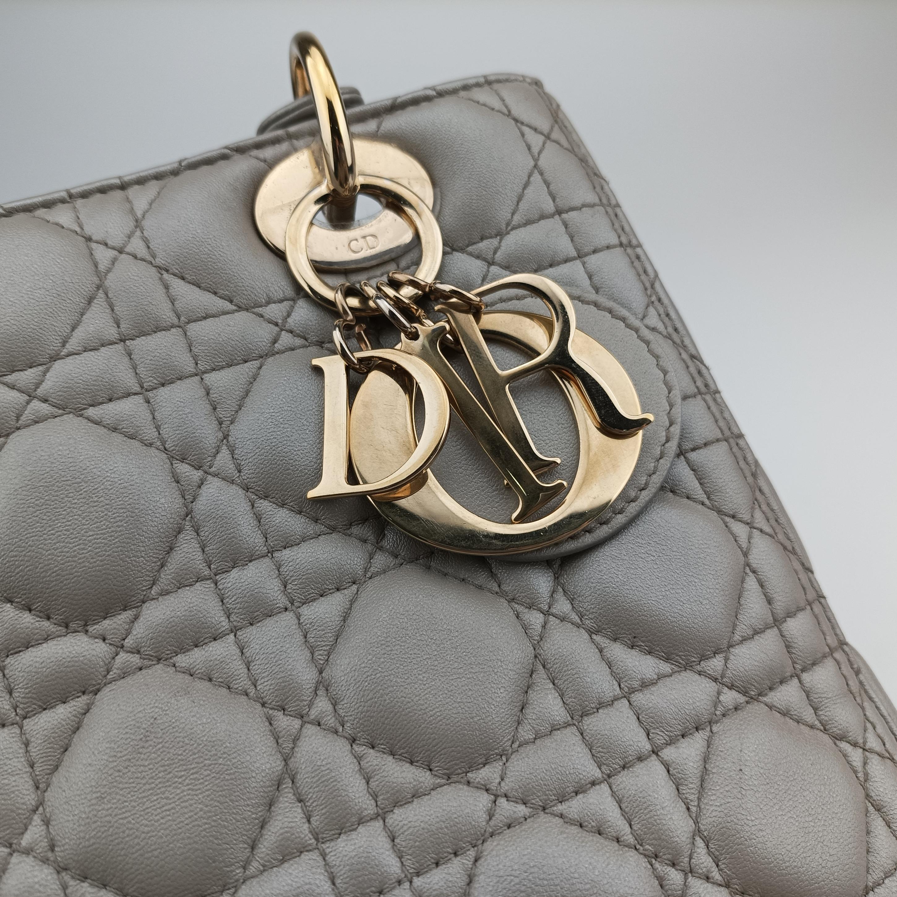 Pre-owned Christian Dior Lady Dior Silver lambskin  shoulderbag | stylenewstar