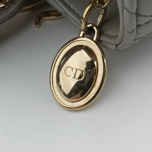 Pre-owned Christian Dior Lady Dior Silver lambskin  shoulderbag | stylenewstar