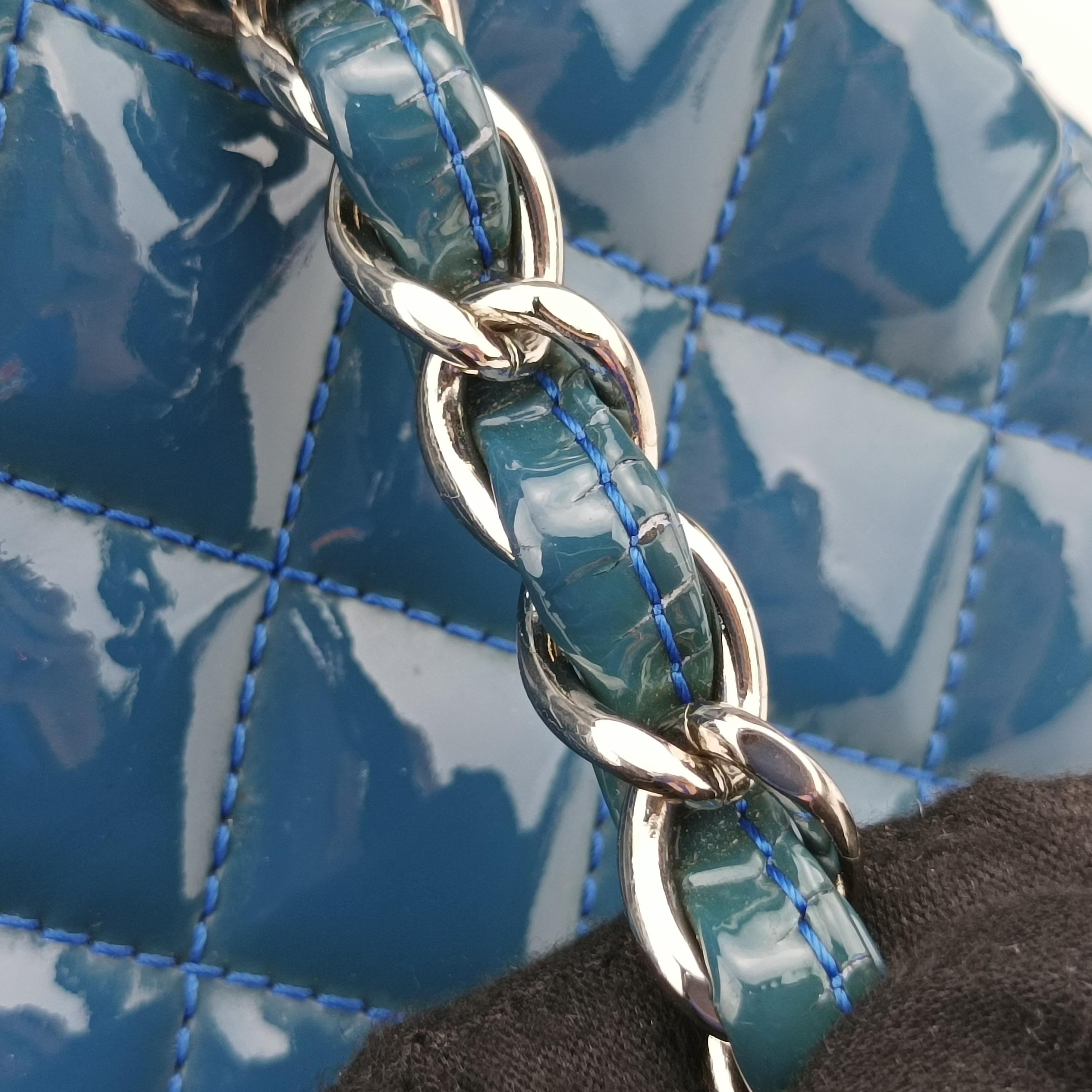 Vintage Chanel Mademoiselle Bowling Blue Patent A50556 shoulderbag | stylenewstar