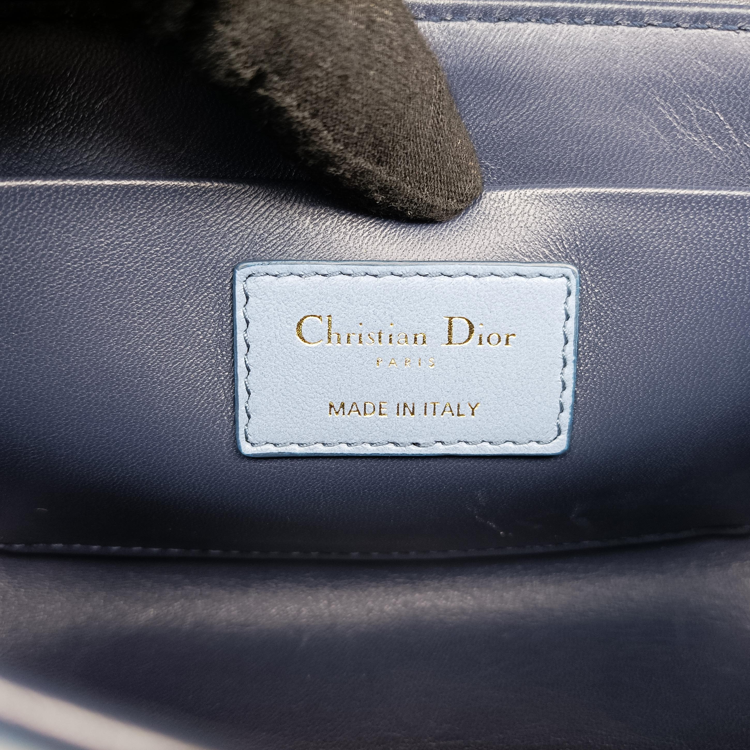 Vintage Christian Dior 30 Montaigne Box Blue leather  shoulderbag | stylenewstar