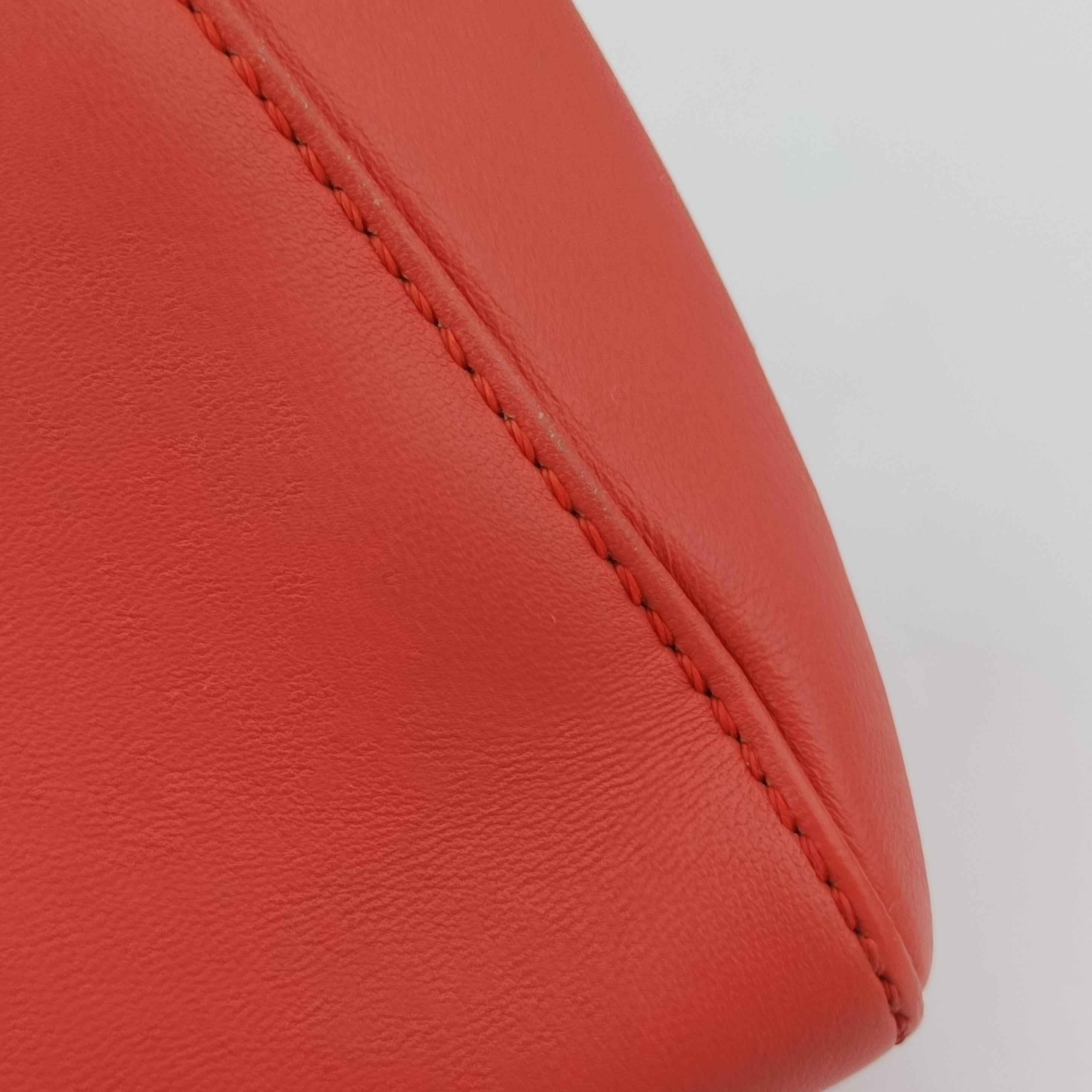 Pre-owned Fendi PEEKABOO Orange Leather 8BN244 shoulderbag | stylenewstar