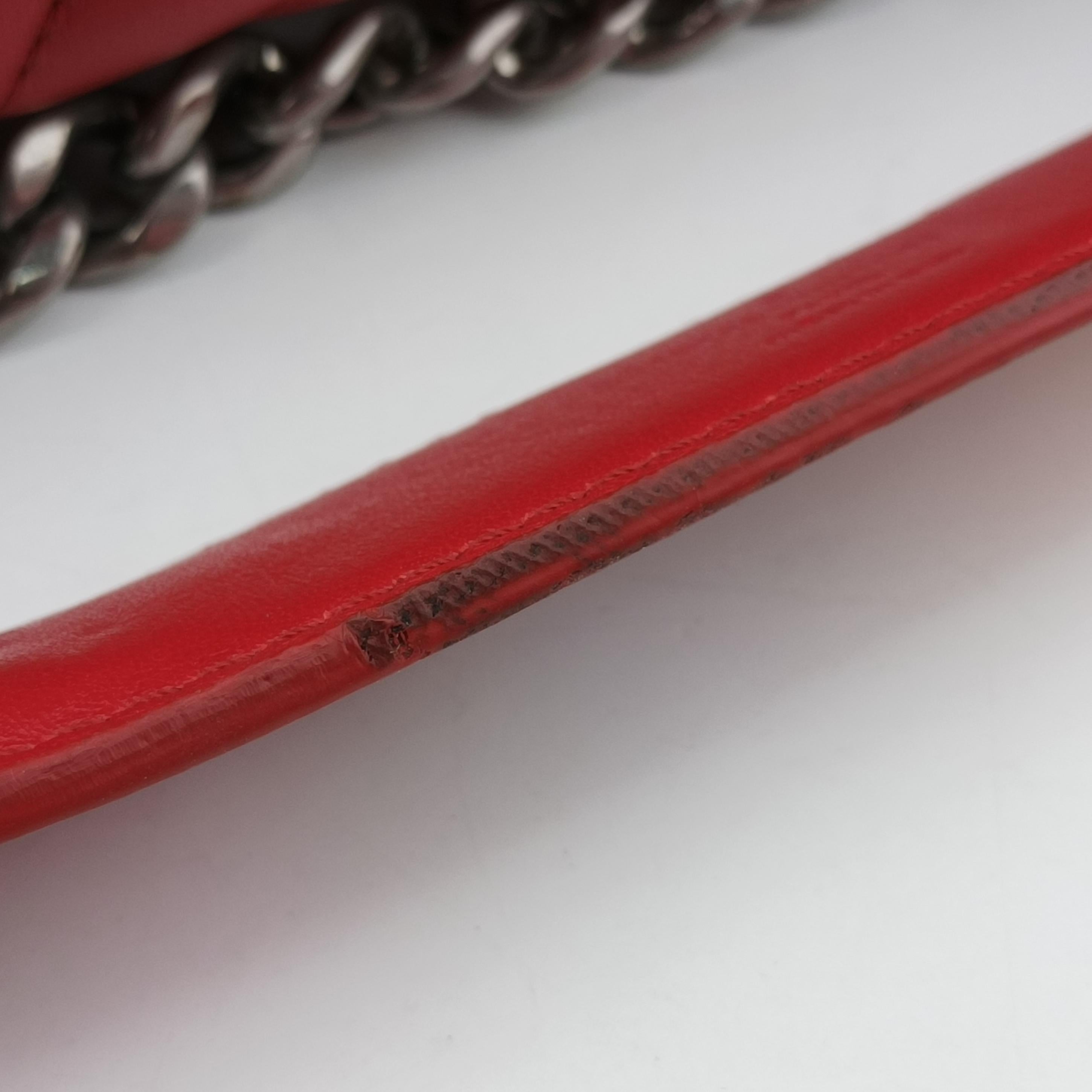 Pre-owned Louis Vuitton NEW WAVE Chain MM Ecarlate Leather M51943 shoulderbag | stylenewstar