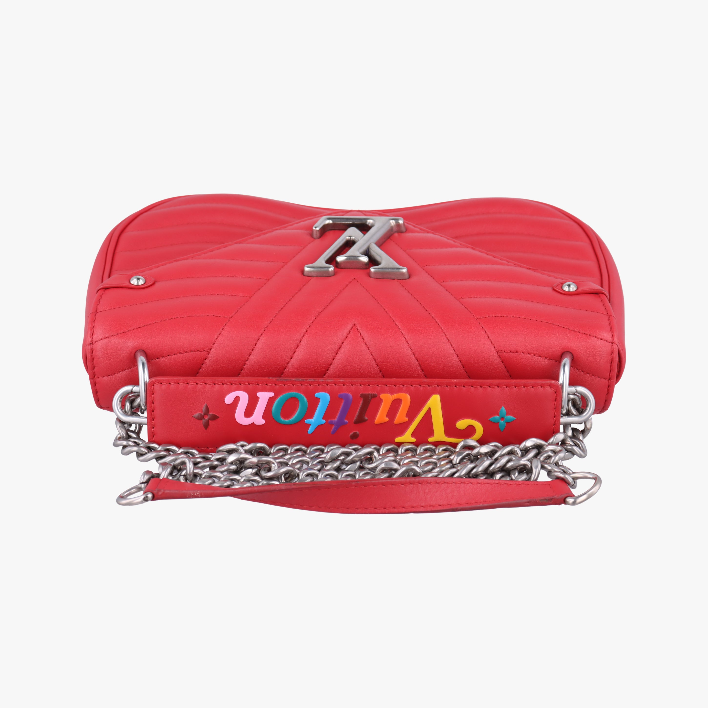 Pre-owned Louis Vuitton NEW WAVE Chain MM Ecarlate Leather M51943 shoulderbag | stylenewstar