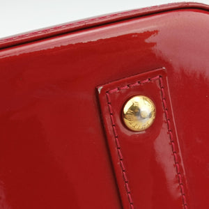 Vintage Louis Vuitton Alma BB pomme d'amour Vernis M91606 shoulderbag | stylenewstar