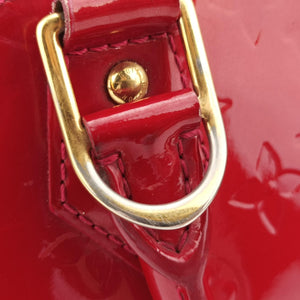 Vintage Louis Vuitton Alma BB pomme d'amour Vernis M91606 shoulderbag | stylenewstar