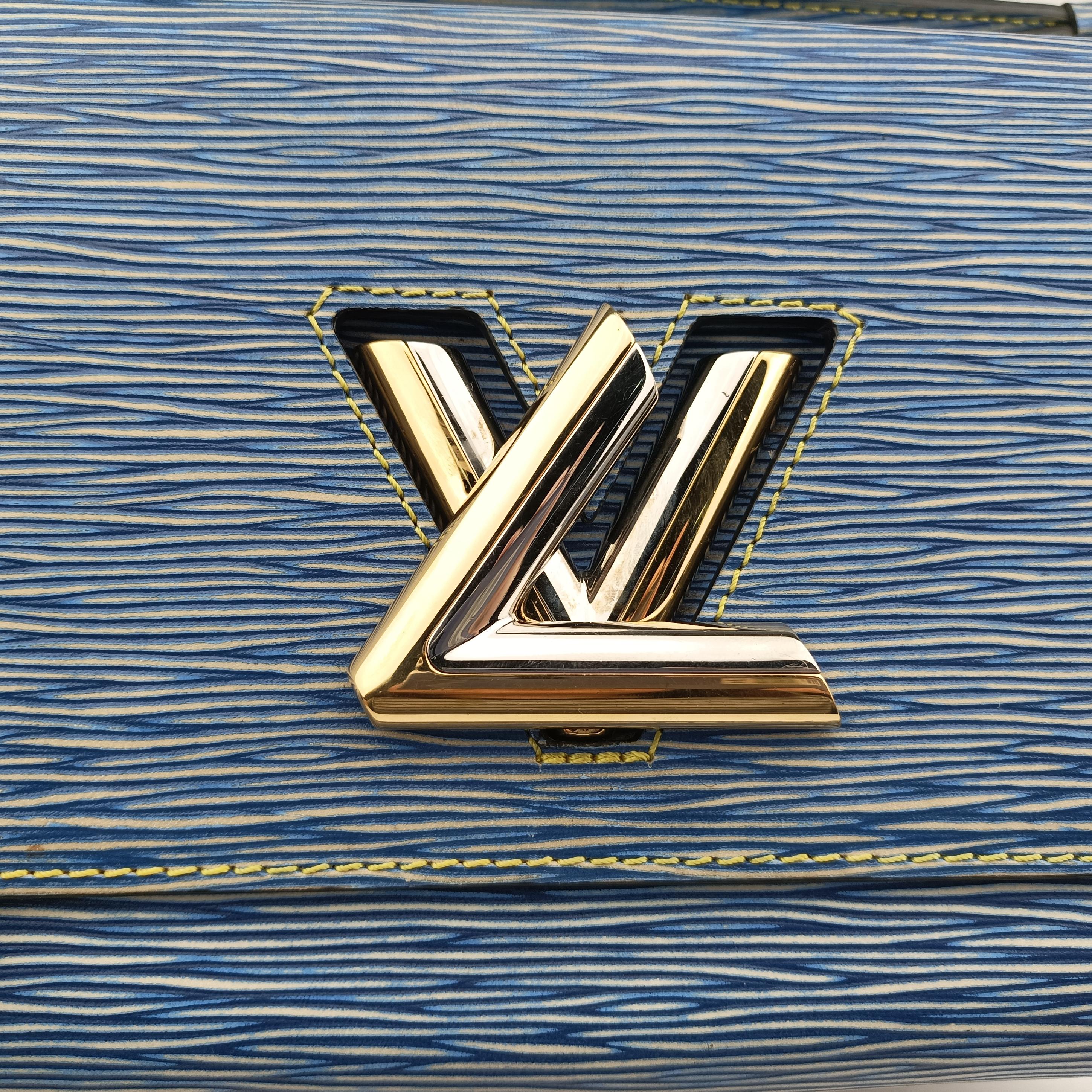 Pre-owned Louis Vuitton Portefeuille Twist Denim blue Epi M61036 shoulderbag | stylenewstar