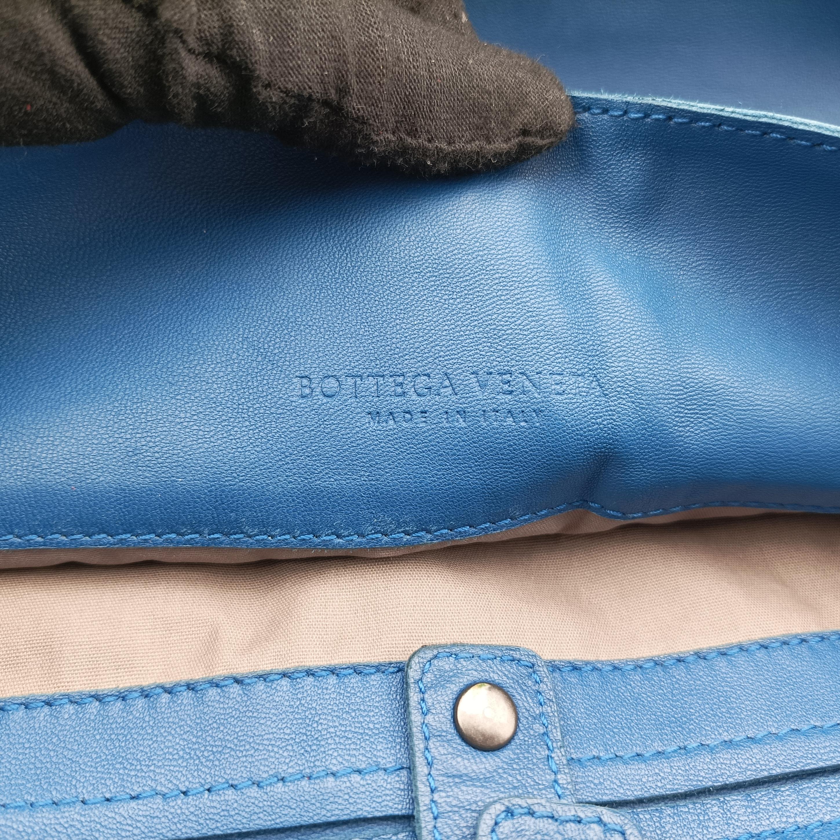 Pre-owned Bottega Veneta Intrecciato Blue lambskin  shoulderbag | stylenewstar