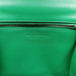 Secondhand Bottega Veneta The Clip Green Leather  shoulderbag | stylenewstar