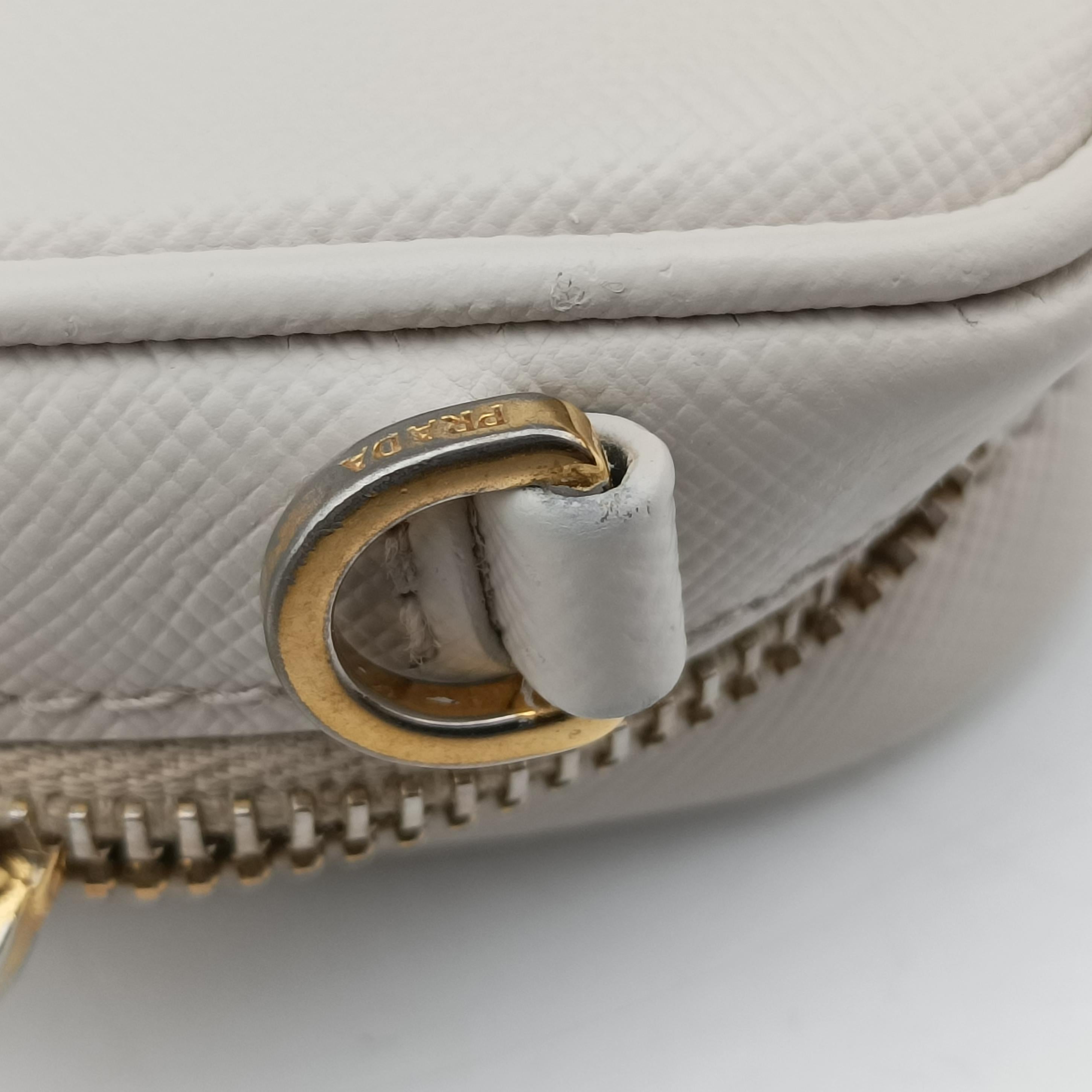 Pre-owned Prada VITELLO PHENIX camera bag White SAFFIANO Leather 1N1674 shoulderbag | stylenewstar