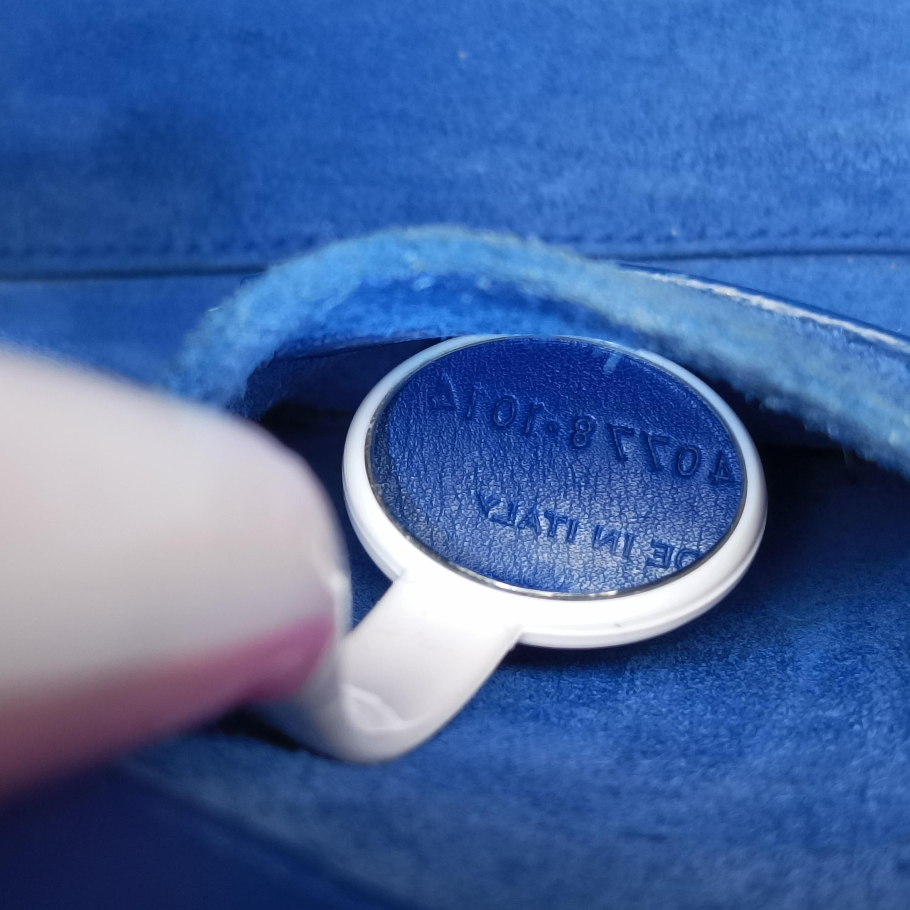 Pre-owned Yves Saint Laurent SAC DE JOUR Blue Leather 340778 shoulderbag | stylenewstar