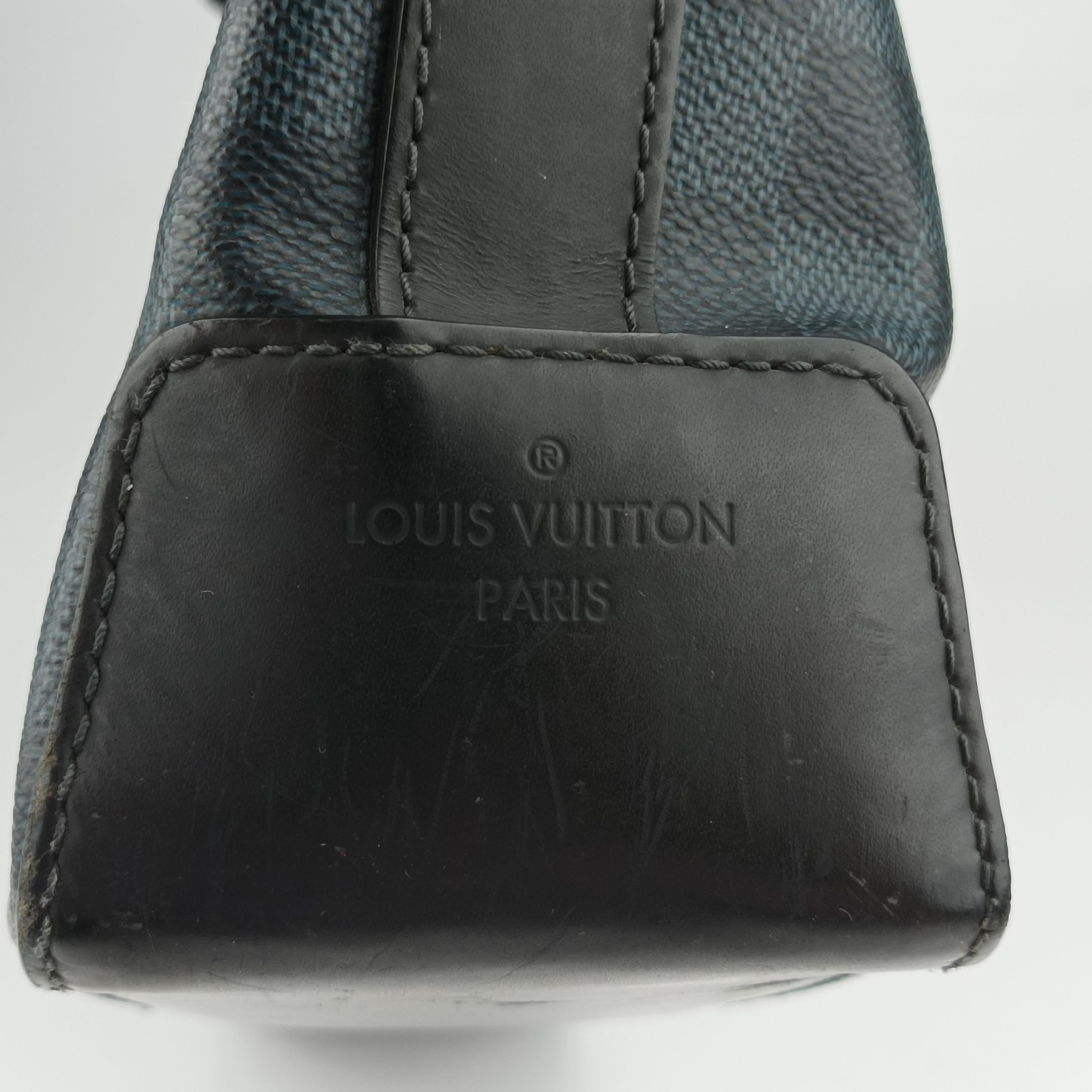 Pre-owned Louis Vuitton Messenger Greenwich Navy×Noir Damier Cobalt N41348 shoulderbag | stylenewstar