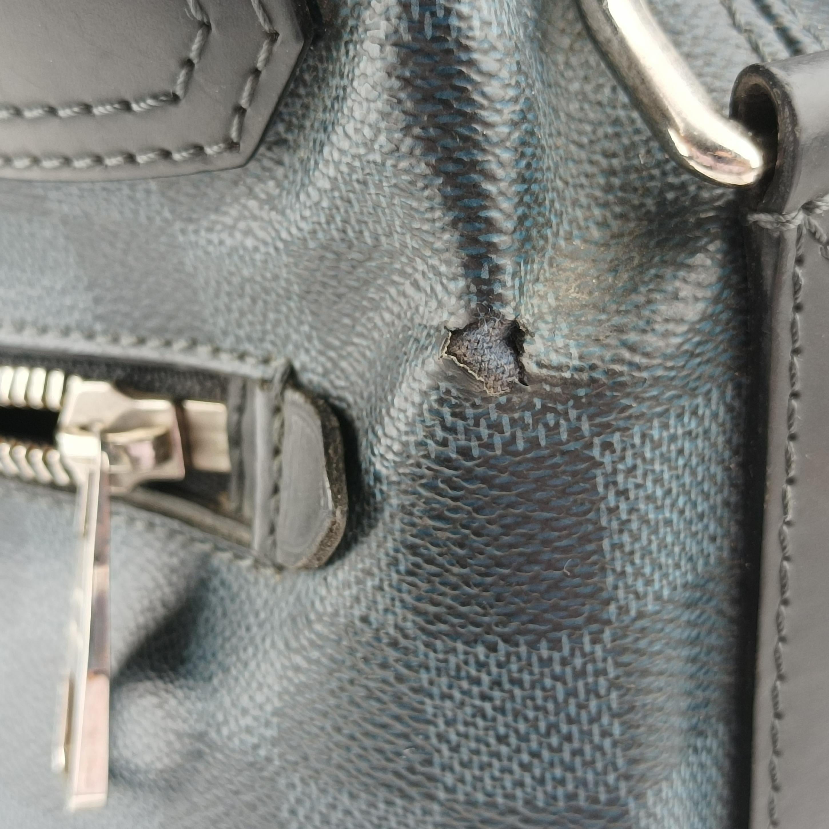 Pre-owned Louis Vuitton Messenger Greenwich Navy×Noir Damier Cobalt N41348 shoulderbag | stylenewstar