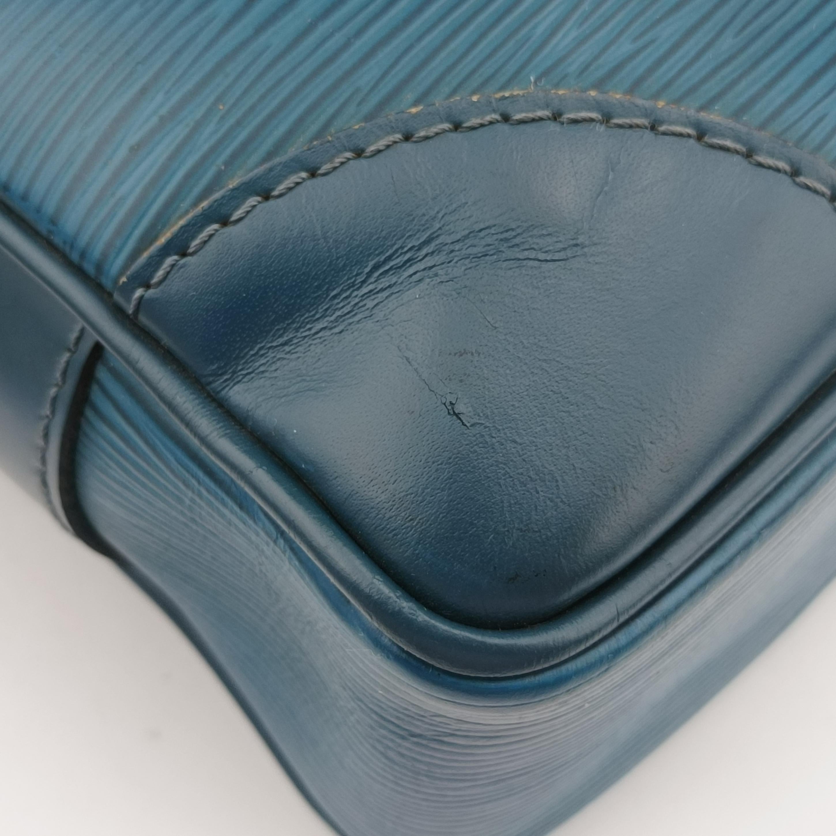 Secondhand Louis Vuitton PDV Briefcase blue Epi M41144 handbag | stylenewstar