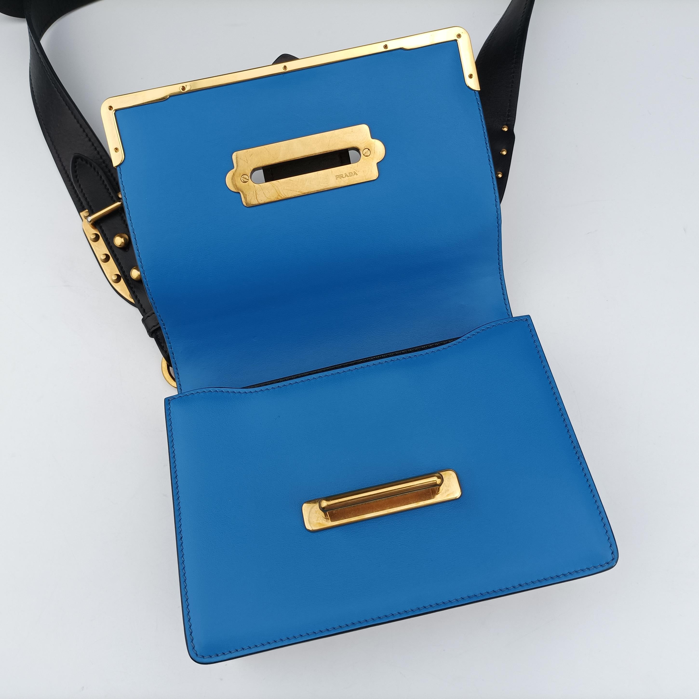 Pre-owned Prada Cahier Blue×Black Leather 1BD045 shoulderbag | stylenewstar