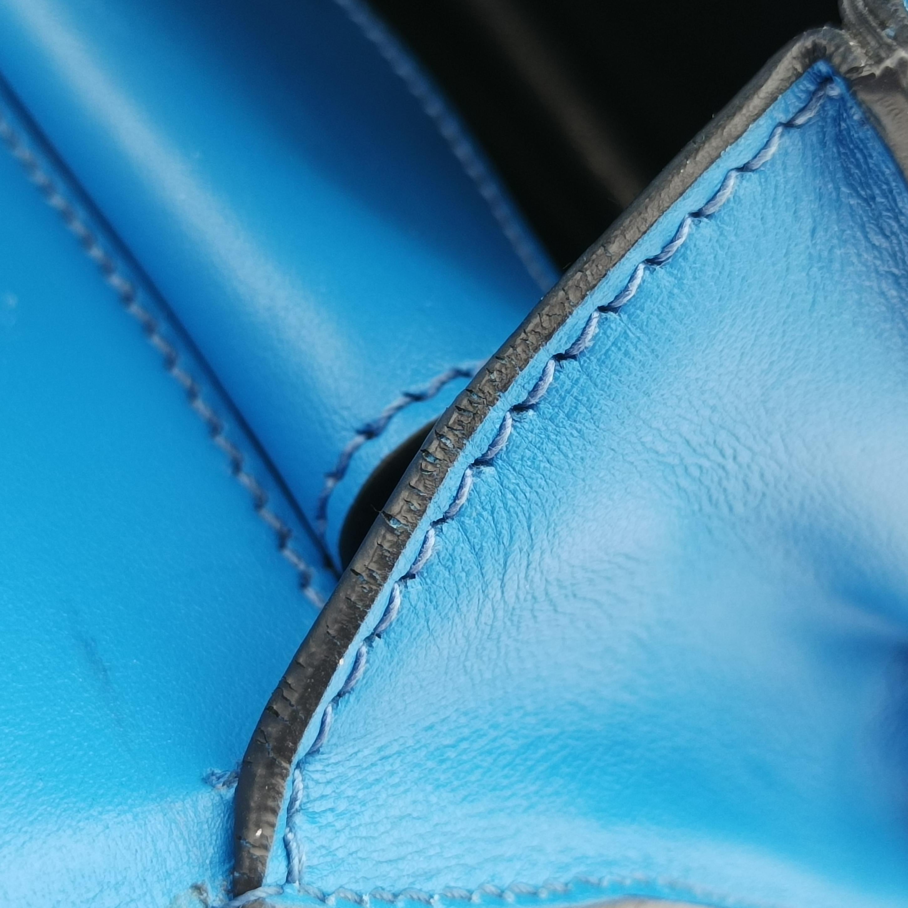 Pre-owned Prada Cahier Blue×Black Leather 1BD045 shoulderbag | stylenewstar