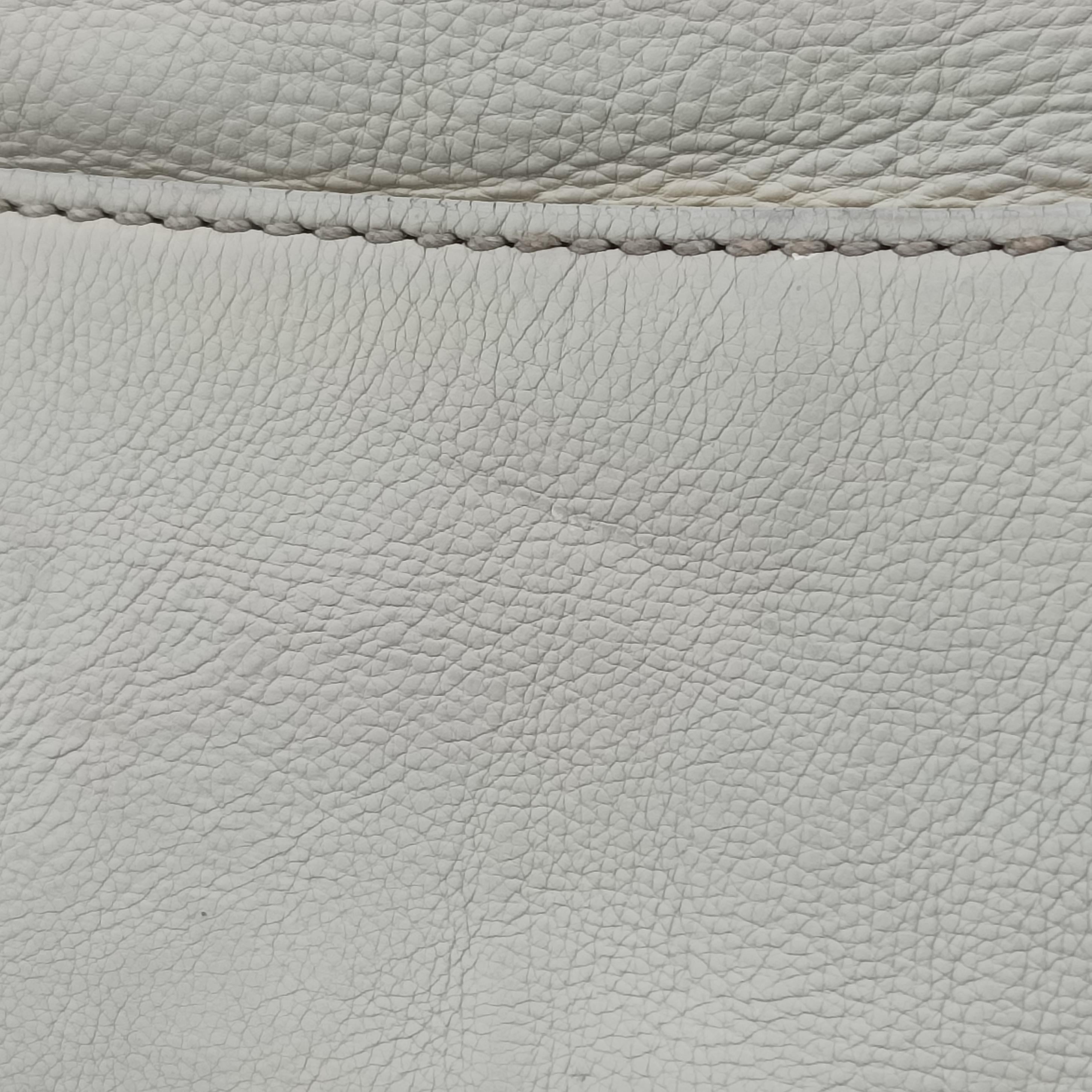 Pre-owned Prada 三角ロゴ Grey Nappa Leather  shoulderbag | stylenewstar