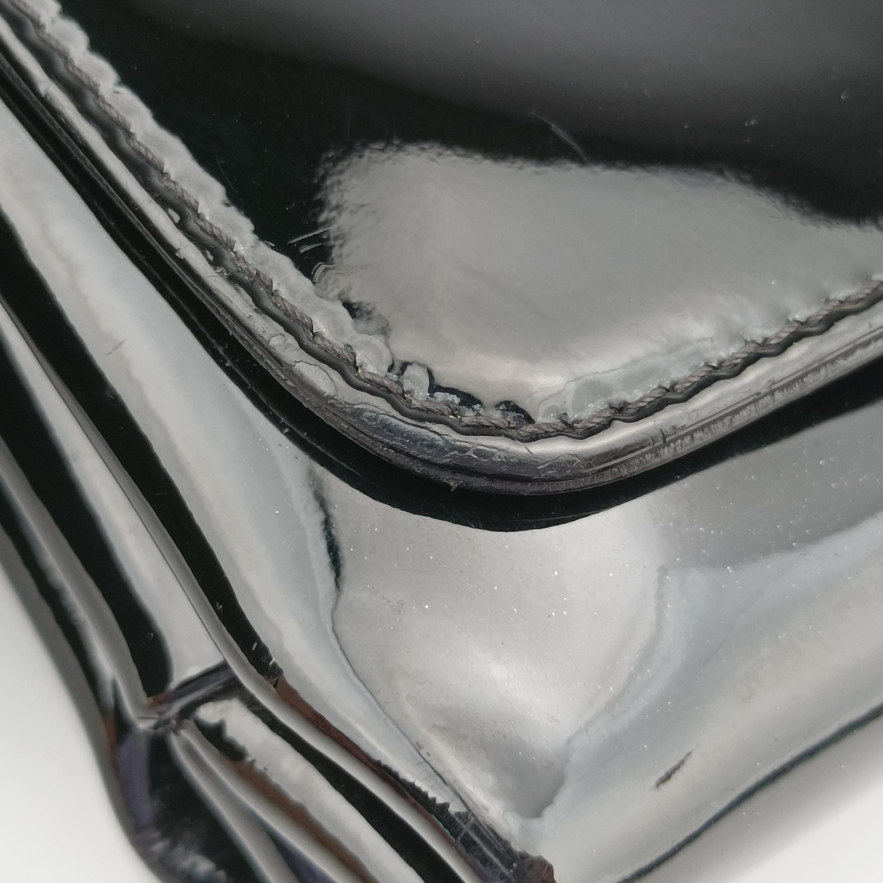 Pre-owned VERSACE La Medusa Black Patent×leather  shoulderbag | stylenewstar