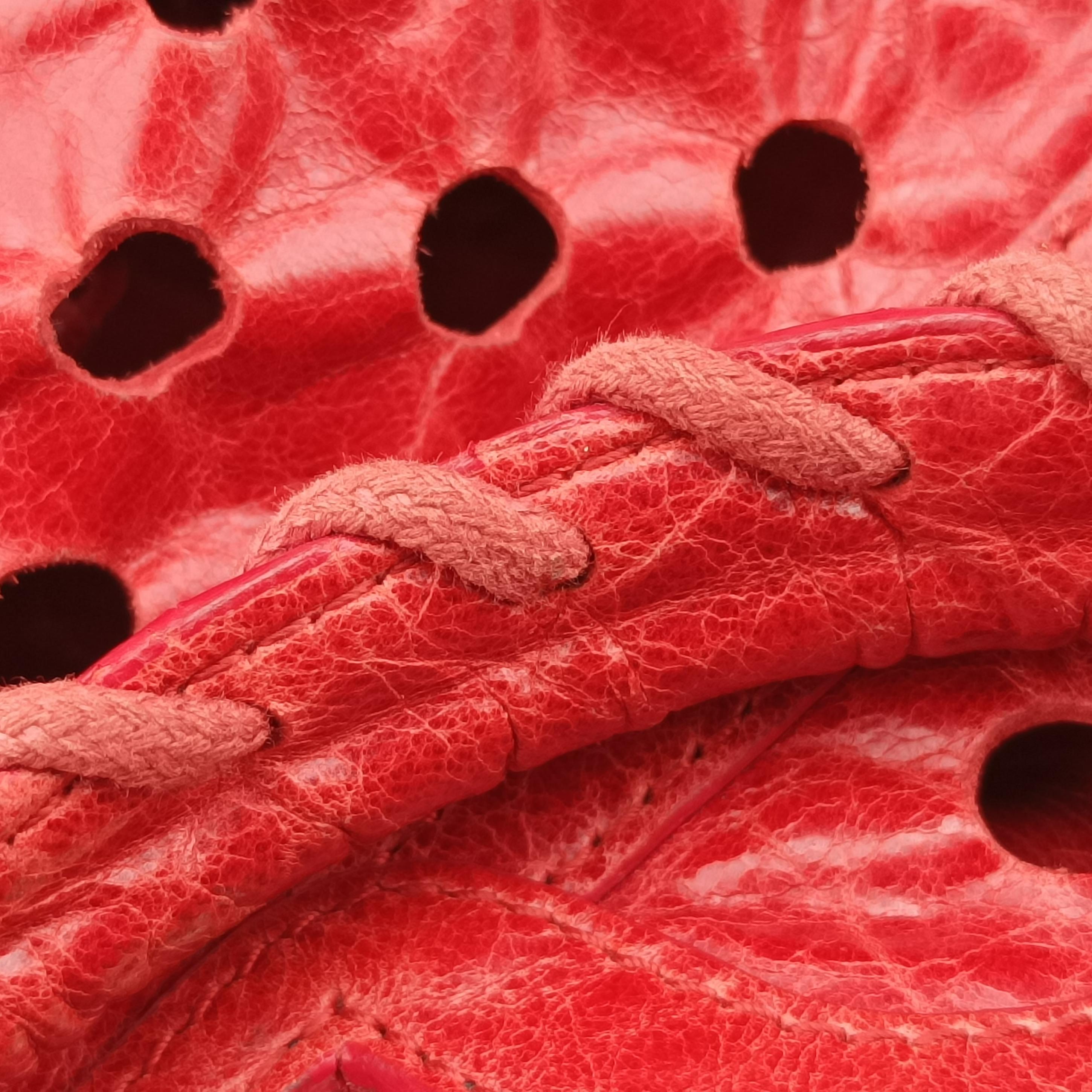 Pre-owned Balenciaga Perforated Polka Dots Kraft Red lambskin  shoulderbag | stylenewstar