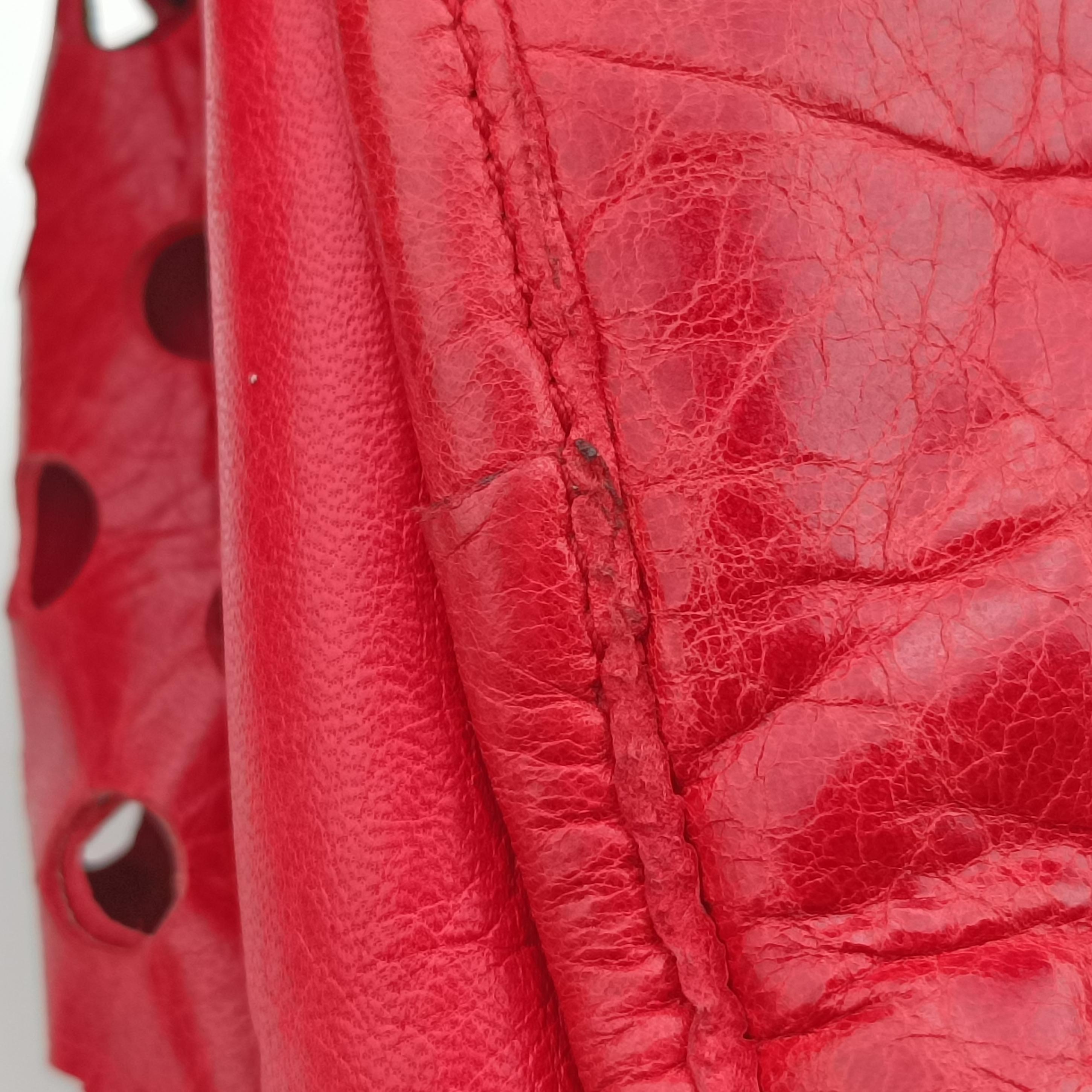 Pre-owned Balenciaga Perforated Polka Dots Kraft Red lambskin  shoulderbag | stylenewstar