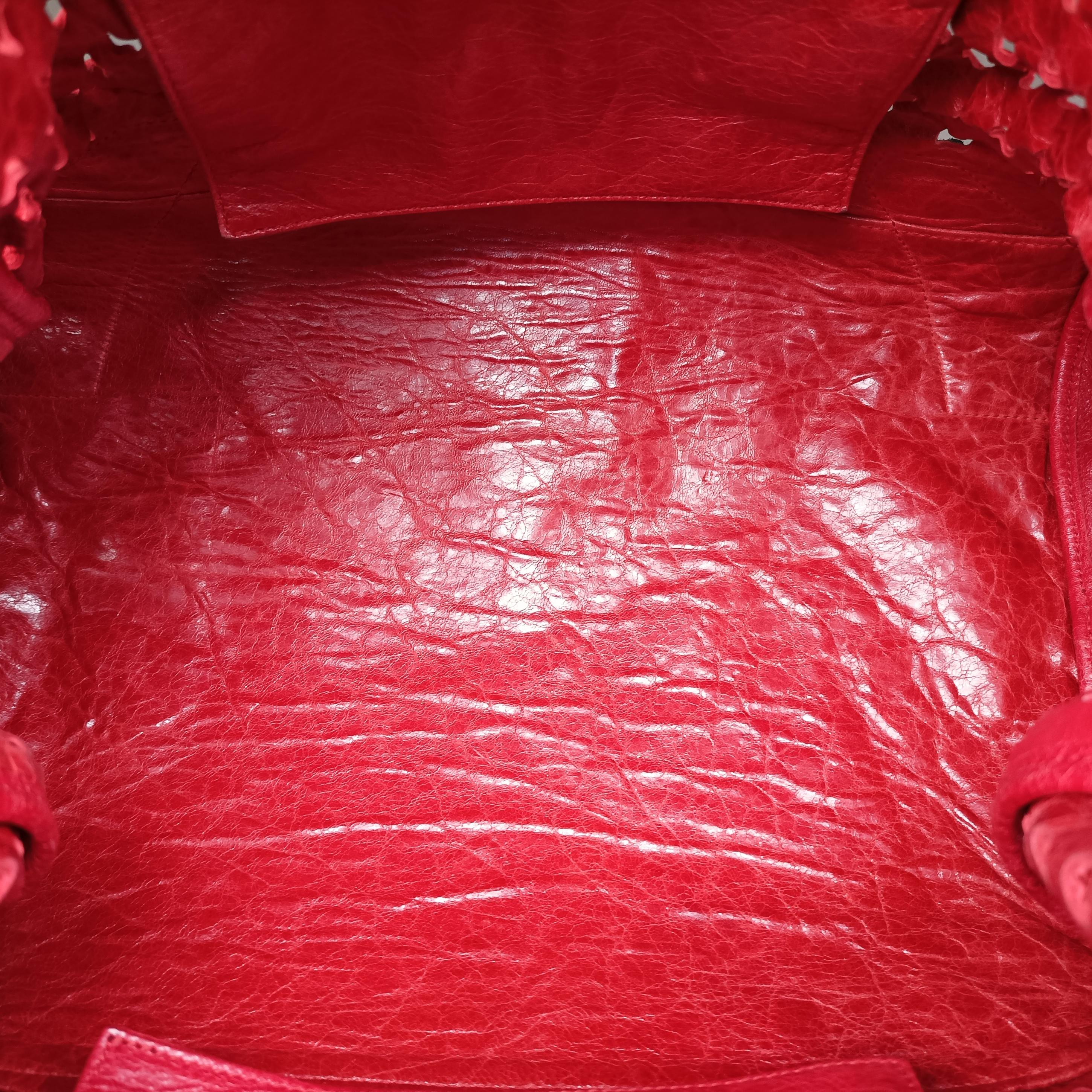 Pre-owned Balenciaga Perforated Polka Dots Kraft Red lambskin  shoulderbag | stylenewstar