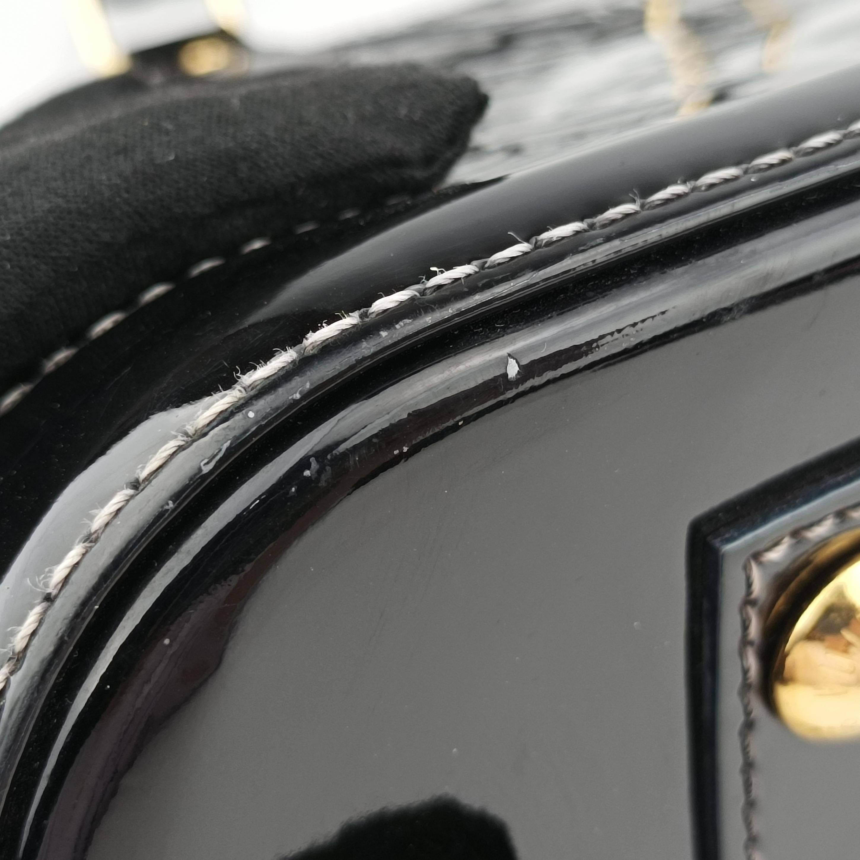 Pre-owned Louis Vuitton Alma　PM AMARANTE Vernis M91611 handbag | stylenewstar