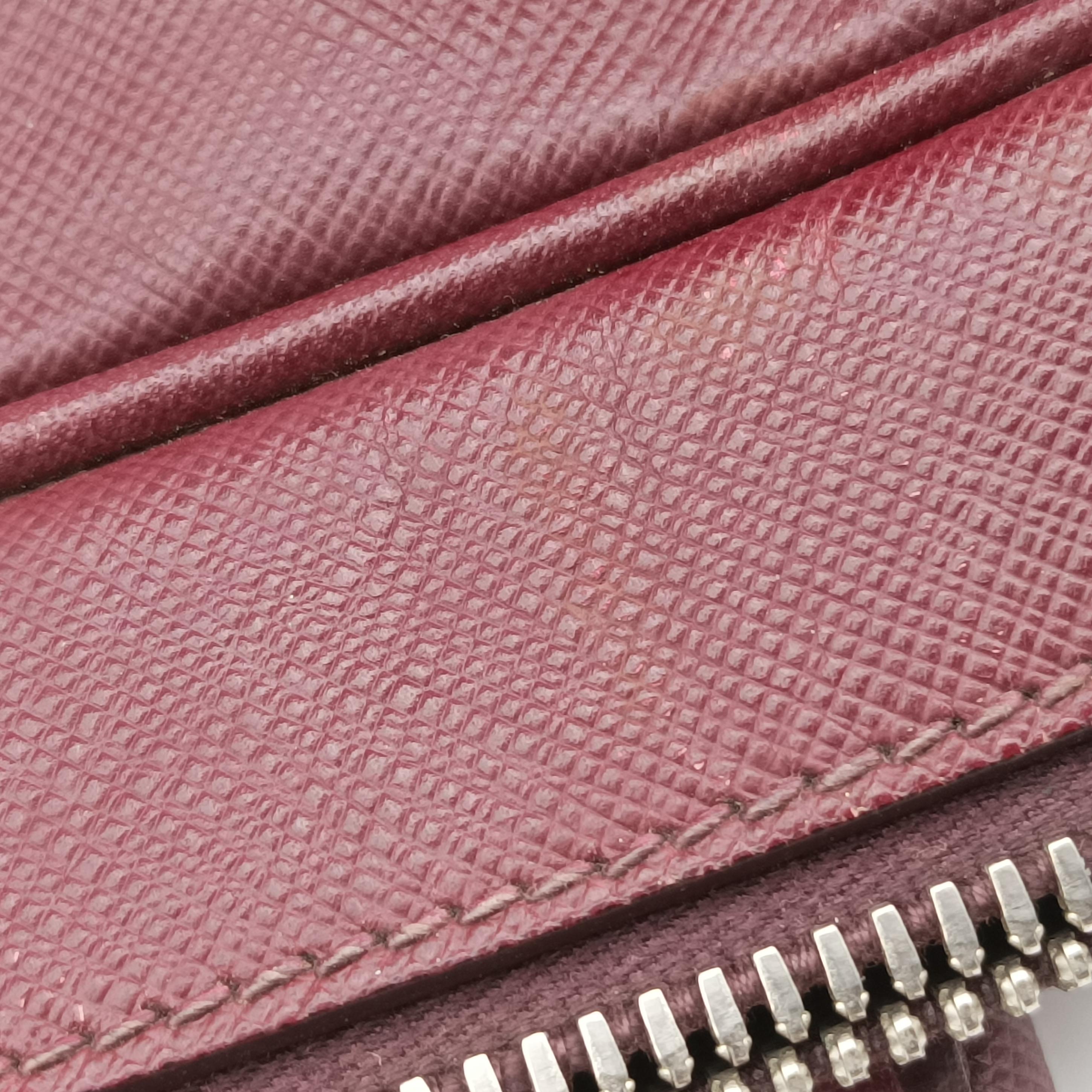 Pre-owned Prada Business Briefcase Burgundy SAFFIANO Leather 2VE011 handbag | stylenewstar