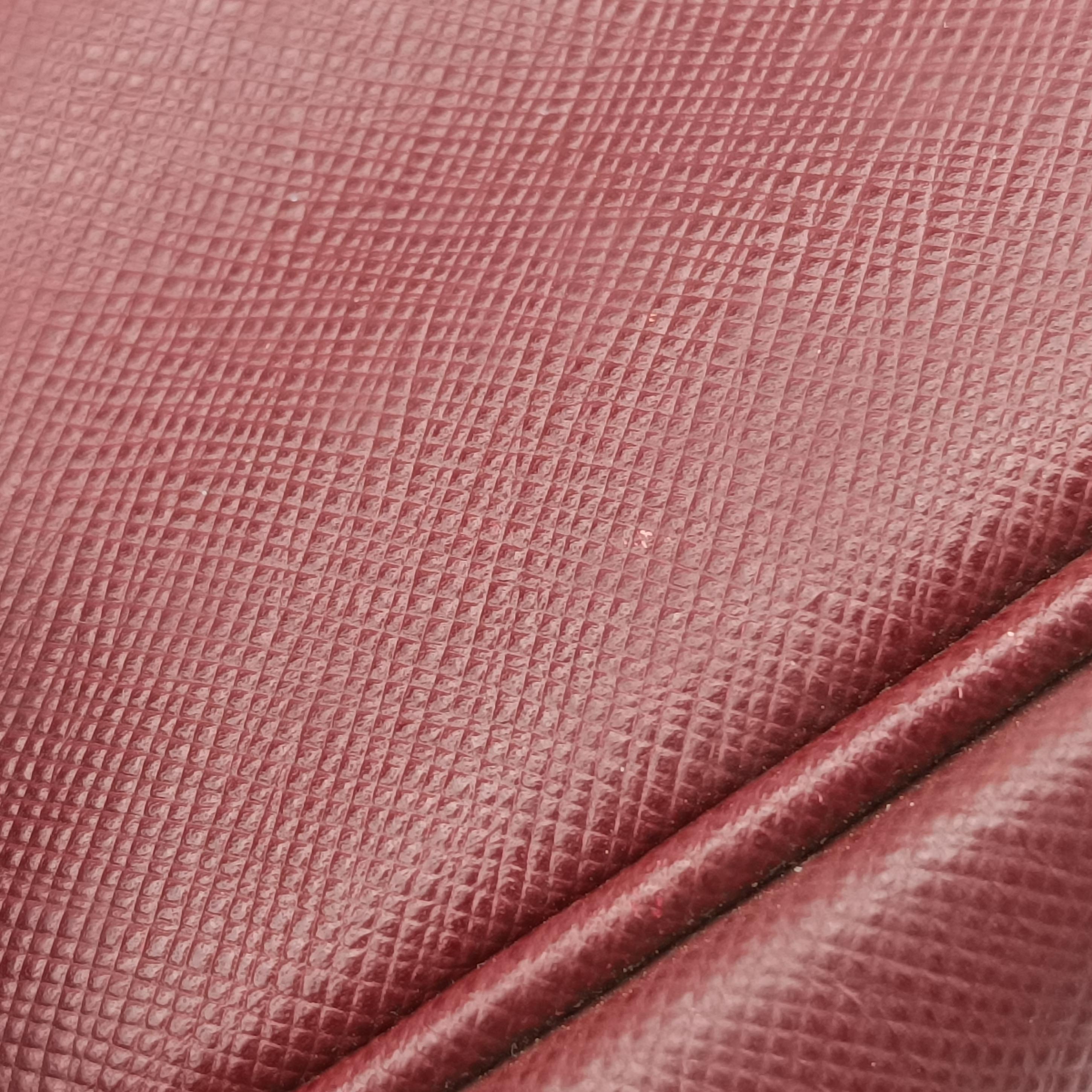 Pre-owned Prada Business Briefcase Burgundy SAFFIANO Leather 2VE011 handbag | stylenewstar