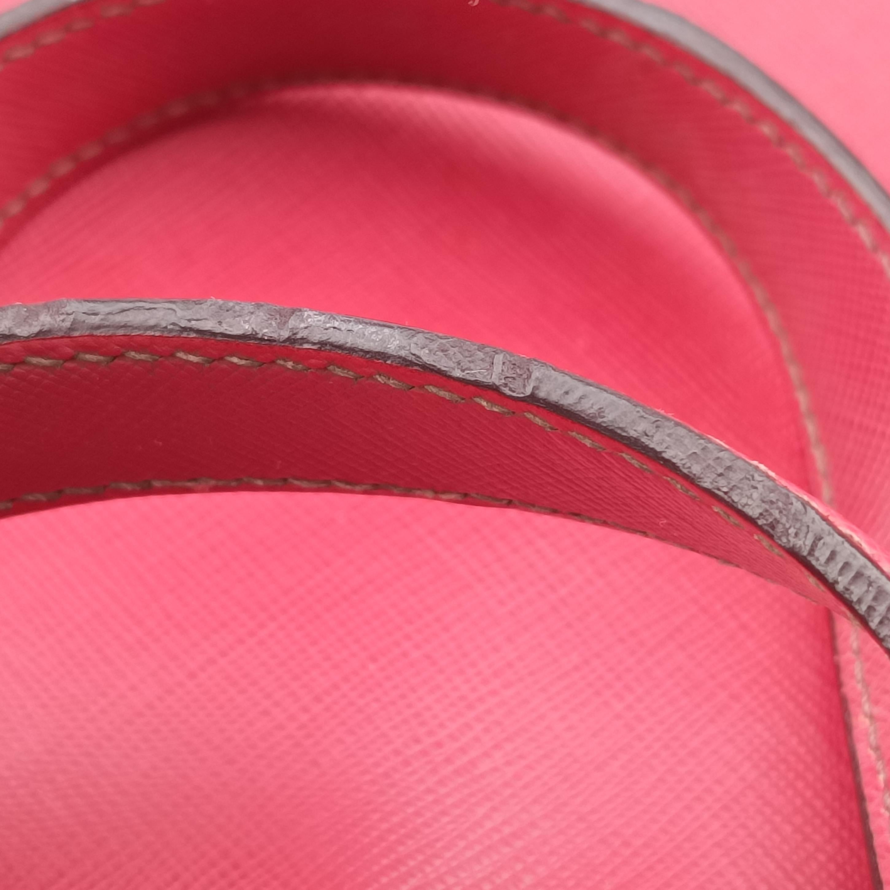 Pre-owned Prada Triangle Logo Plate Red Saffiano Leather  handbag | stylenewstar