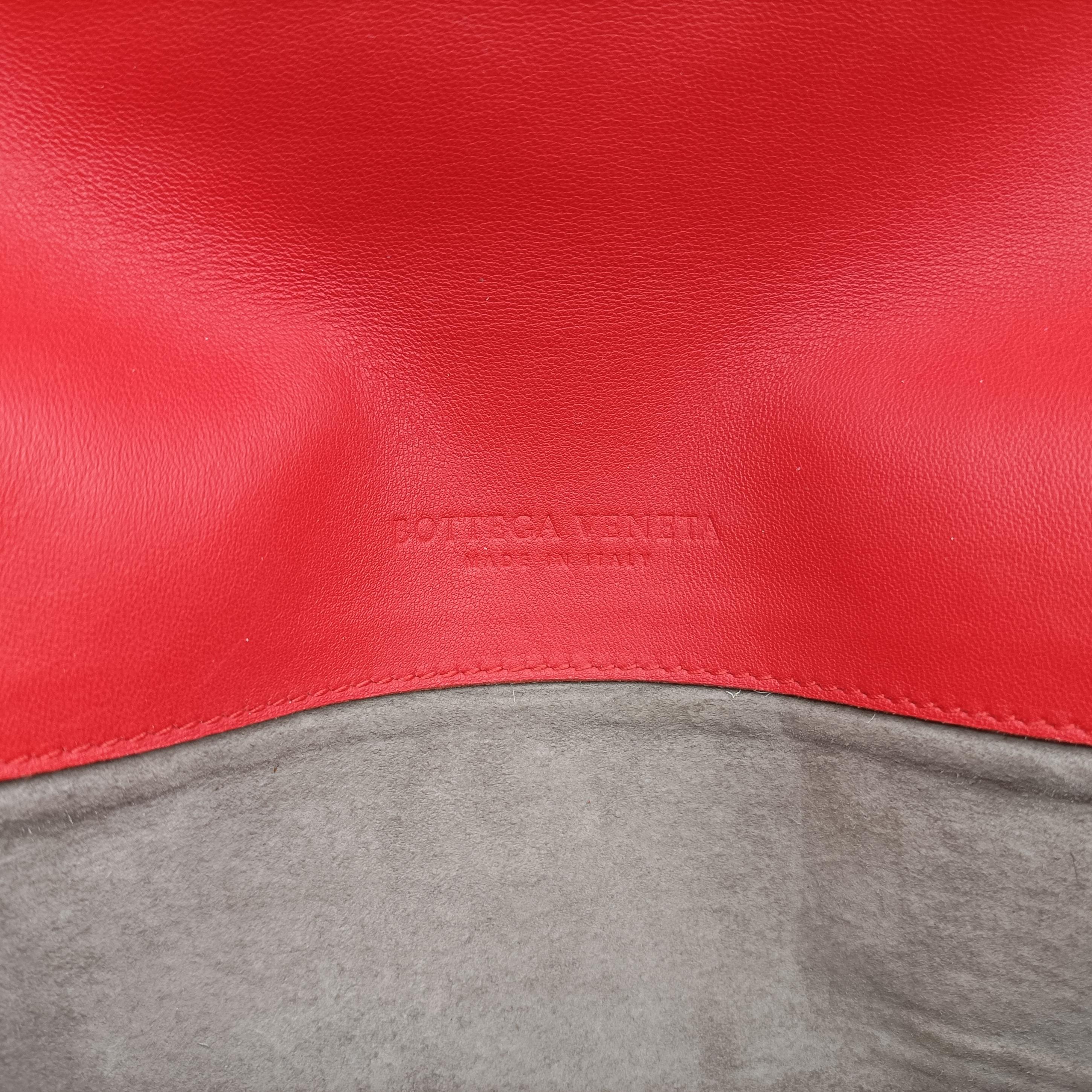 Pre-owned Bottega Veneta Intrecciato Nappa Rialto Red Leather  shoulderbag | stylenewstar