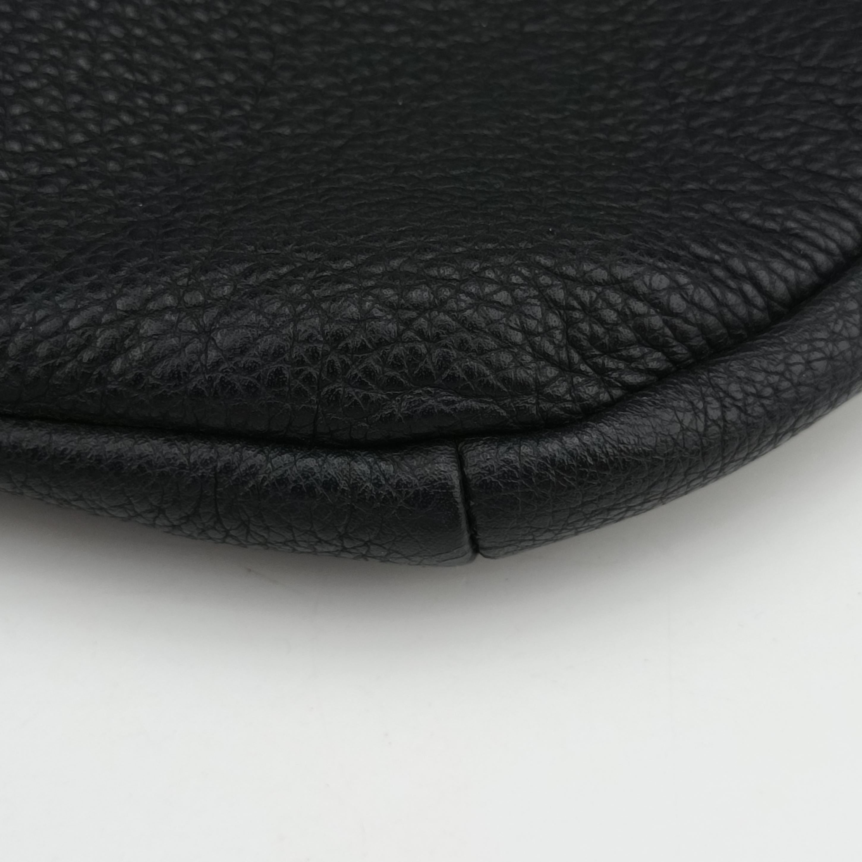 Pre-owned Gucci Gucci Print Black Leather 527792 bum bag/waist bag | stylenewstar