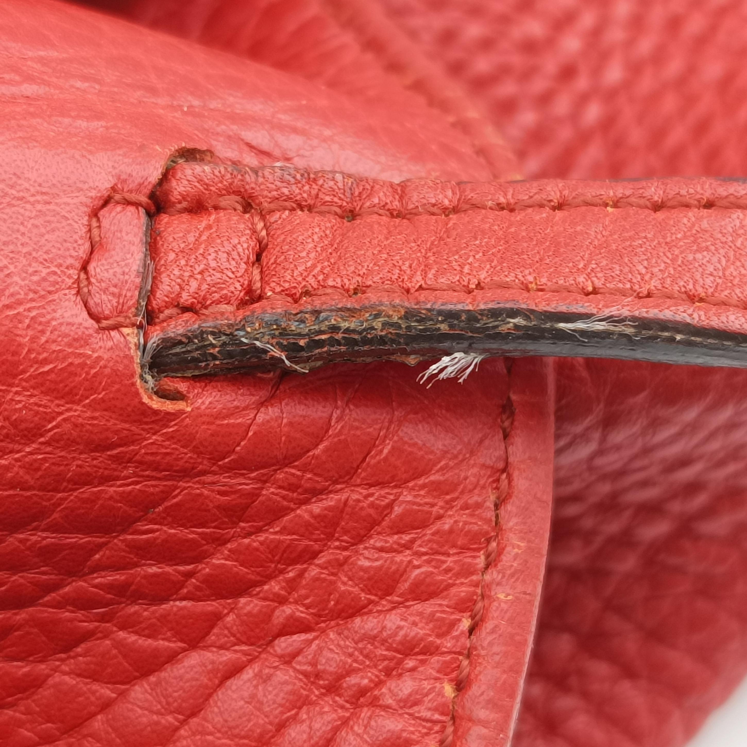 Pre-owned Gucci Soho Red Leather 282309 shoulderbag | stylenewstar