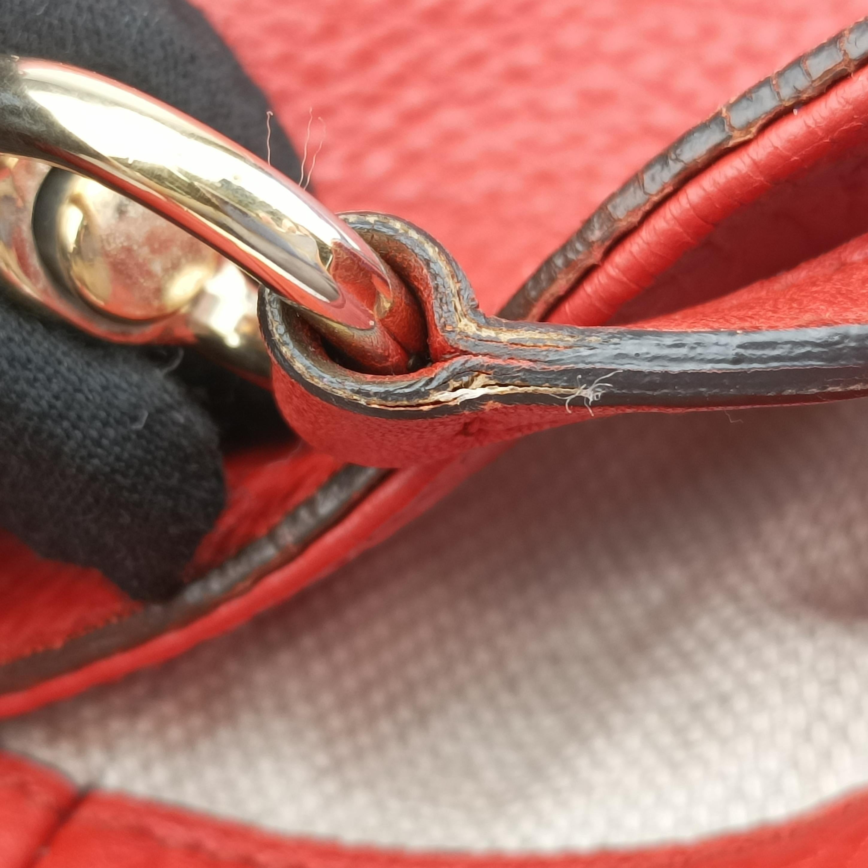 Pre-owned Gucci Soho Red Leather 282309 shoulderbag | stylenewstar