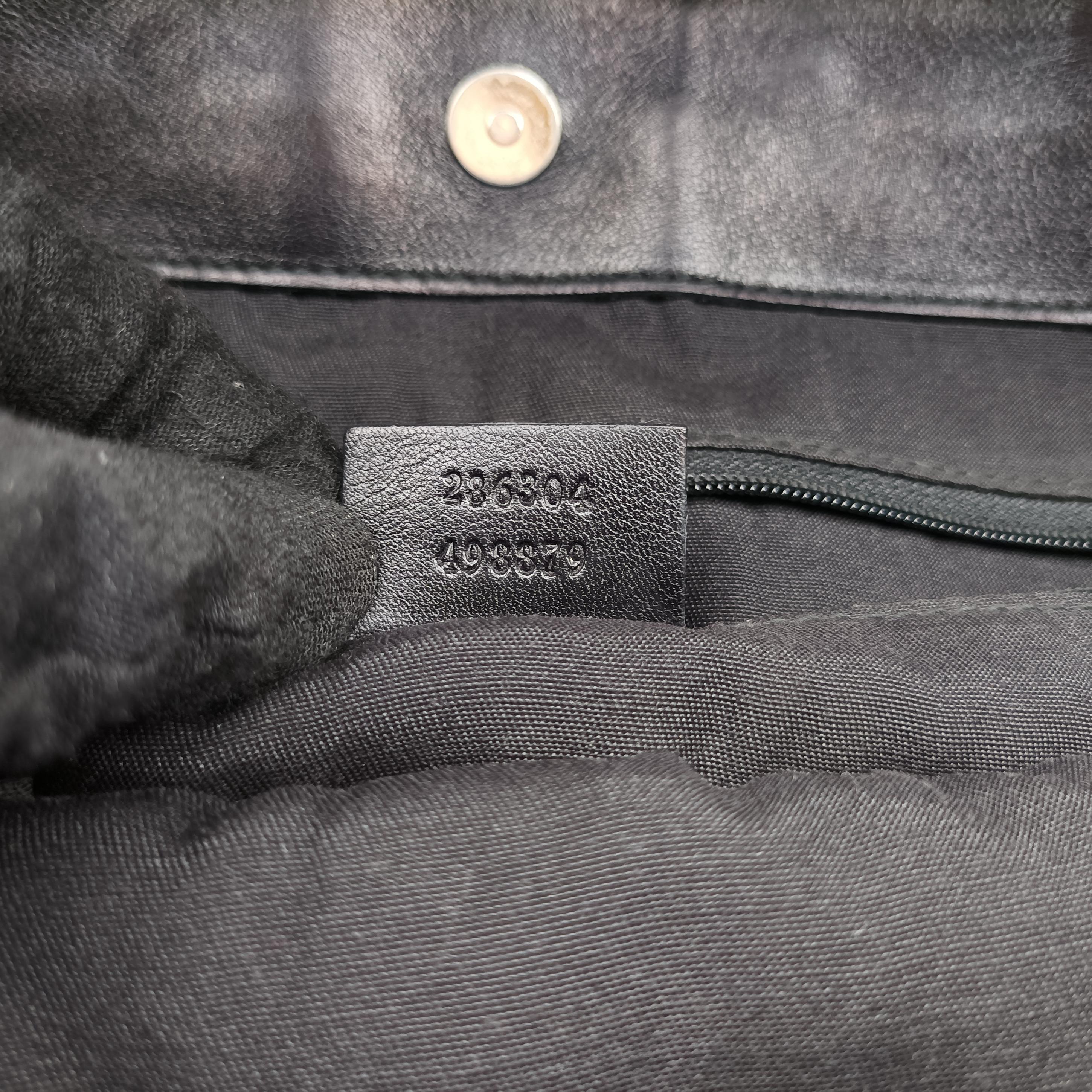 Pre-owned Gucci Horsebit pattern studs Black Leather 286304 handbag | stylenewstar