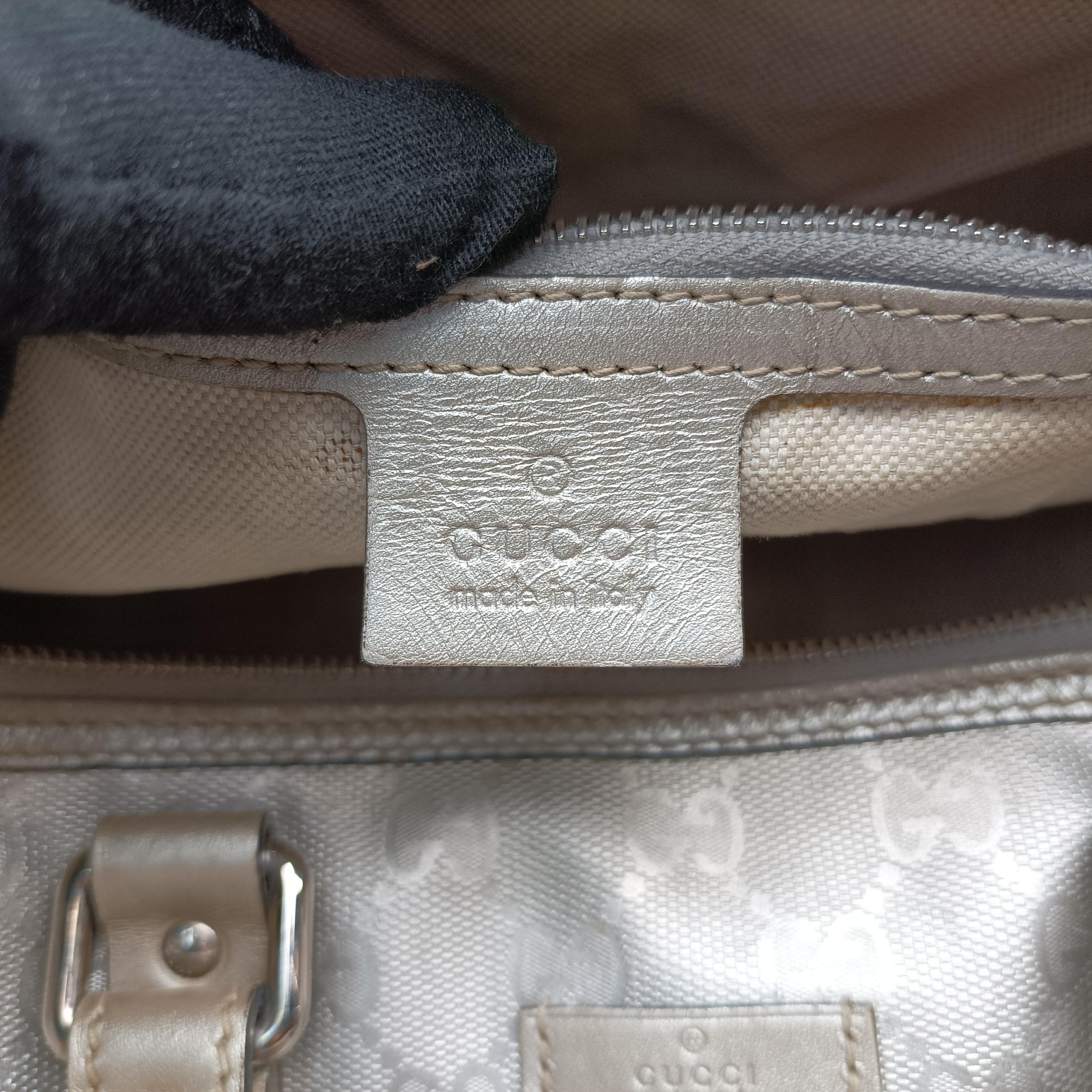Vintage Gucci GG plus Spring Joy GG Supreme Silver PVC coated canvas 203696 bostonbag | stylenewstar