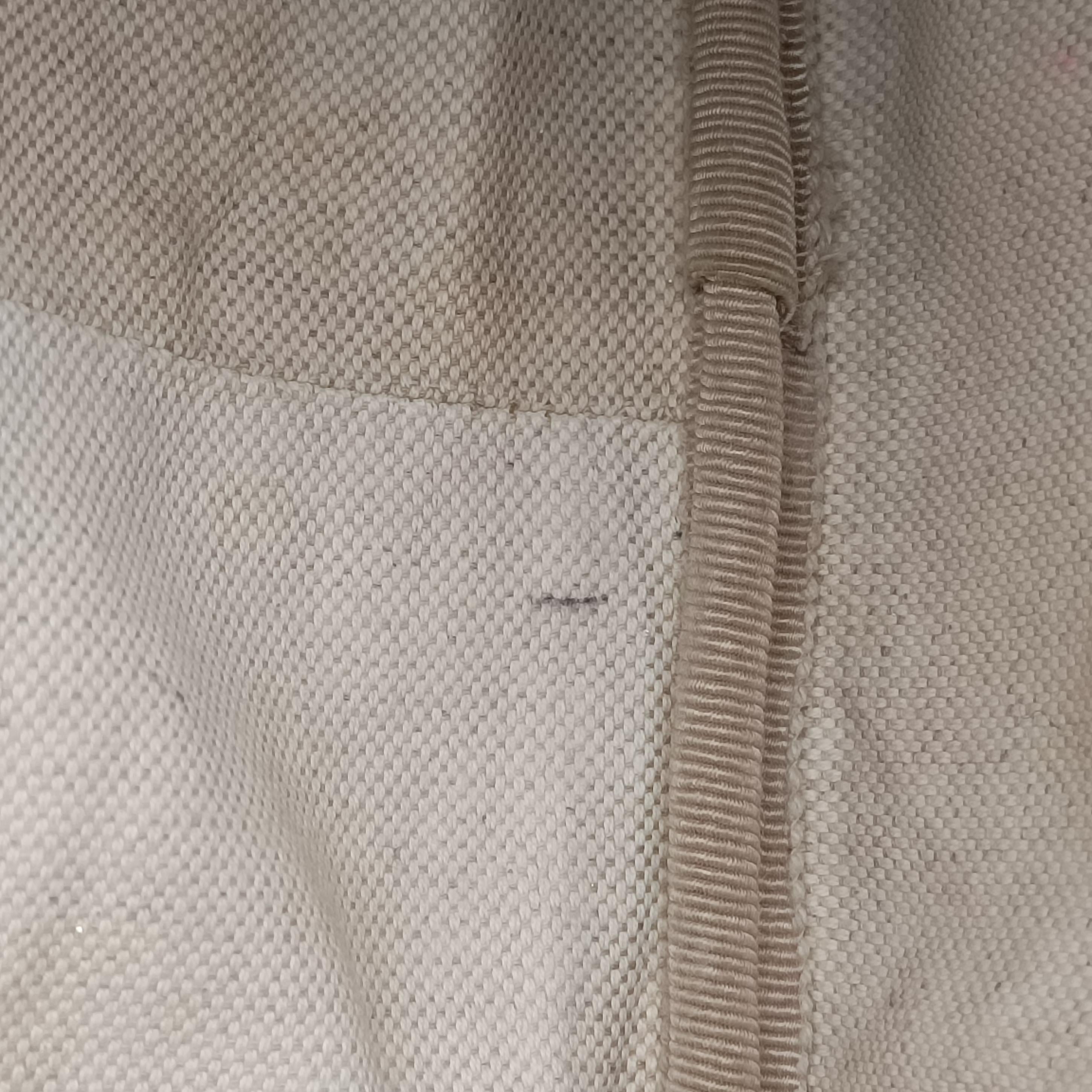 Vintage Gucci GG plus Spring Joy GG Supreme Silver PVC coated canvas 203696 bostonbag | stylenewstar