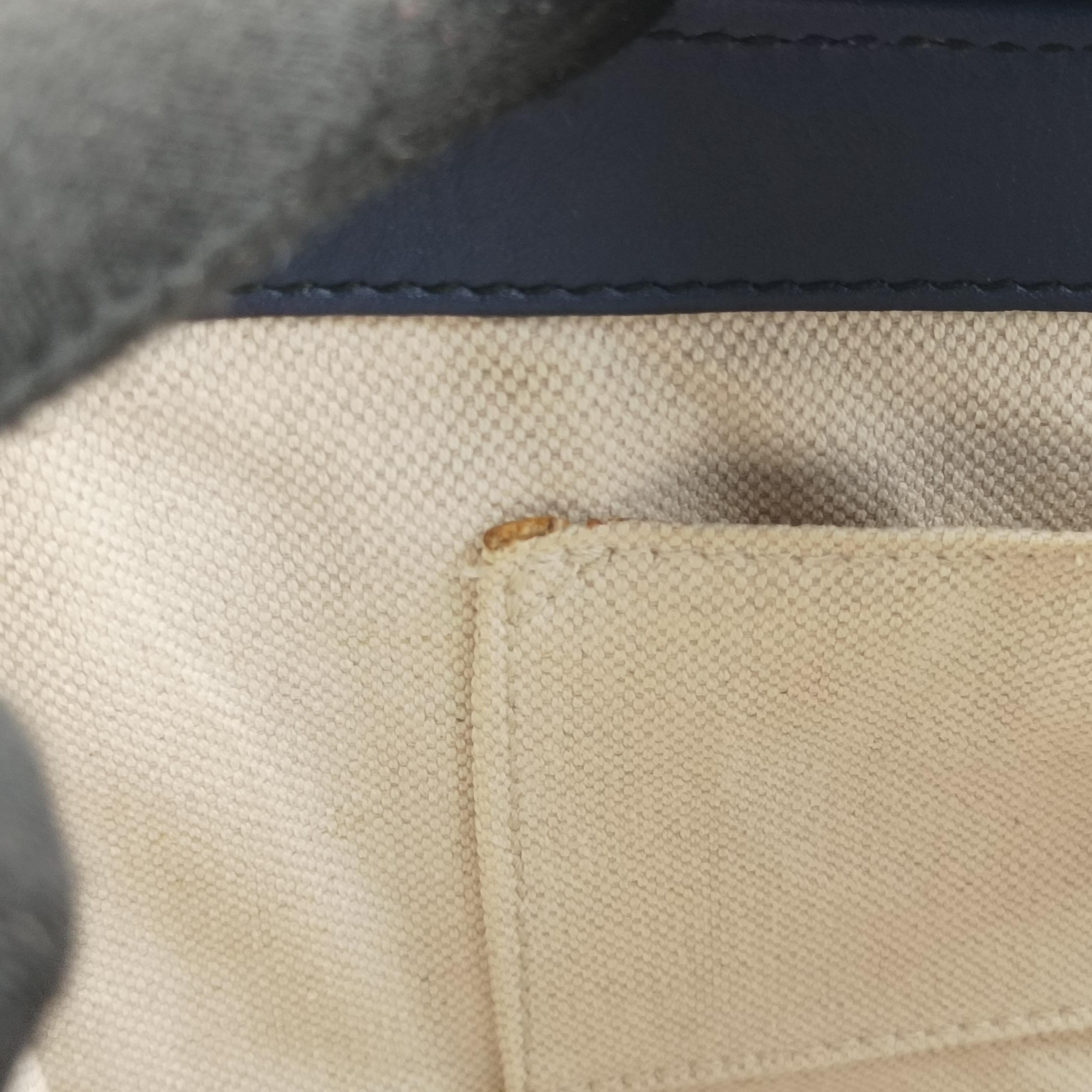 Pre-owned Gucci Emily Navy Leather 295402 shoulderbag | stylenewstar