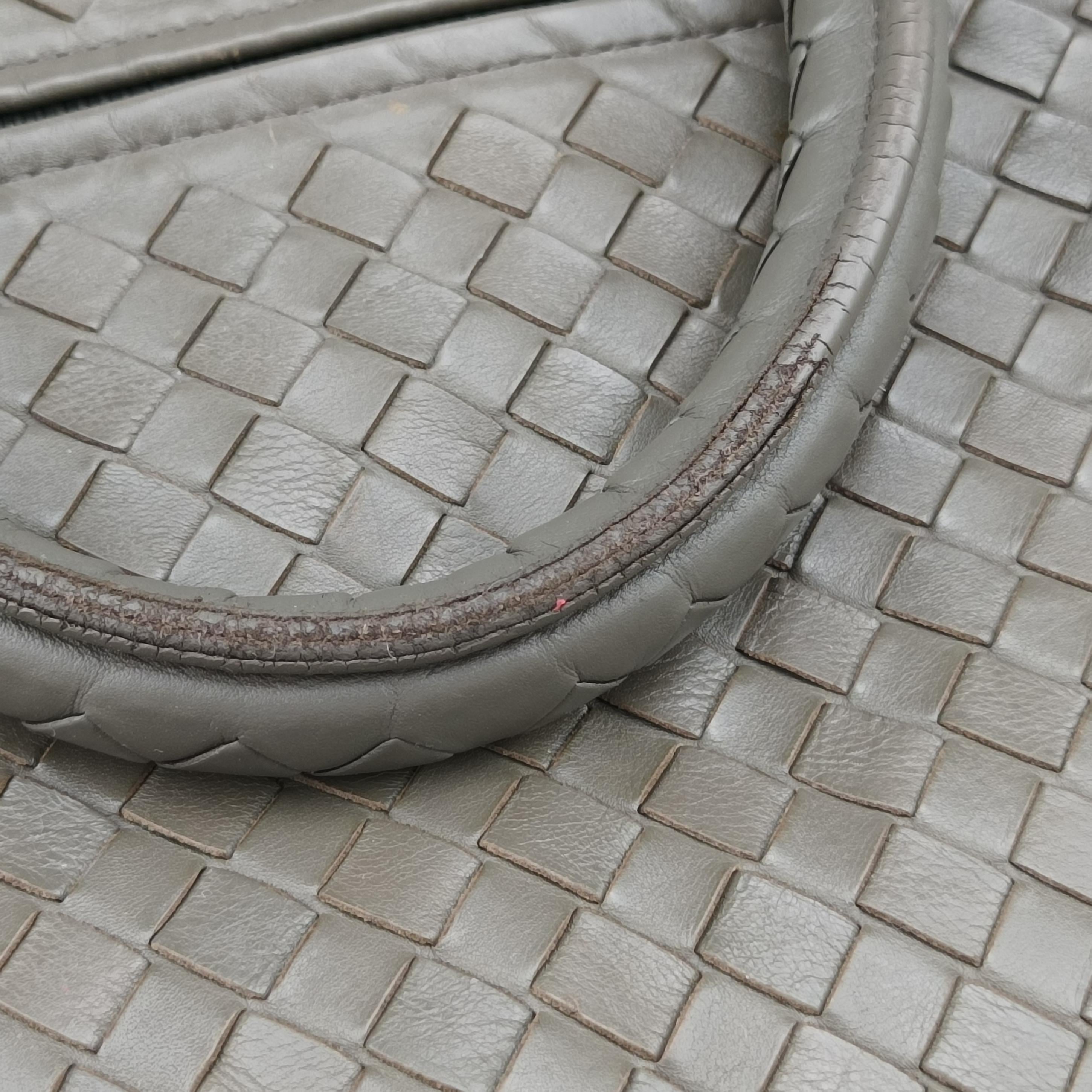 Pre-owned Bottega Veneta Intrecciato Olive Green lambskin  handbag | stylenewstar