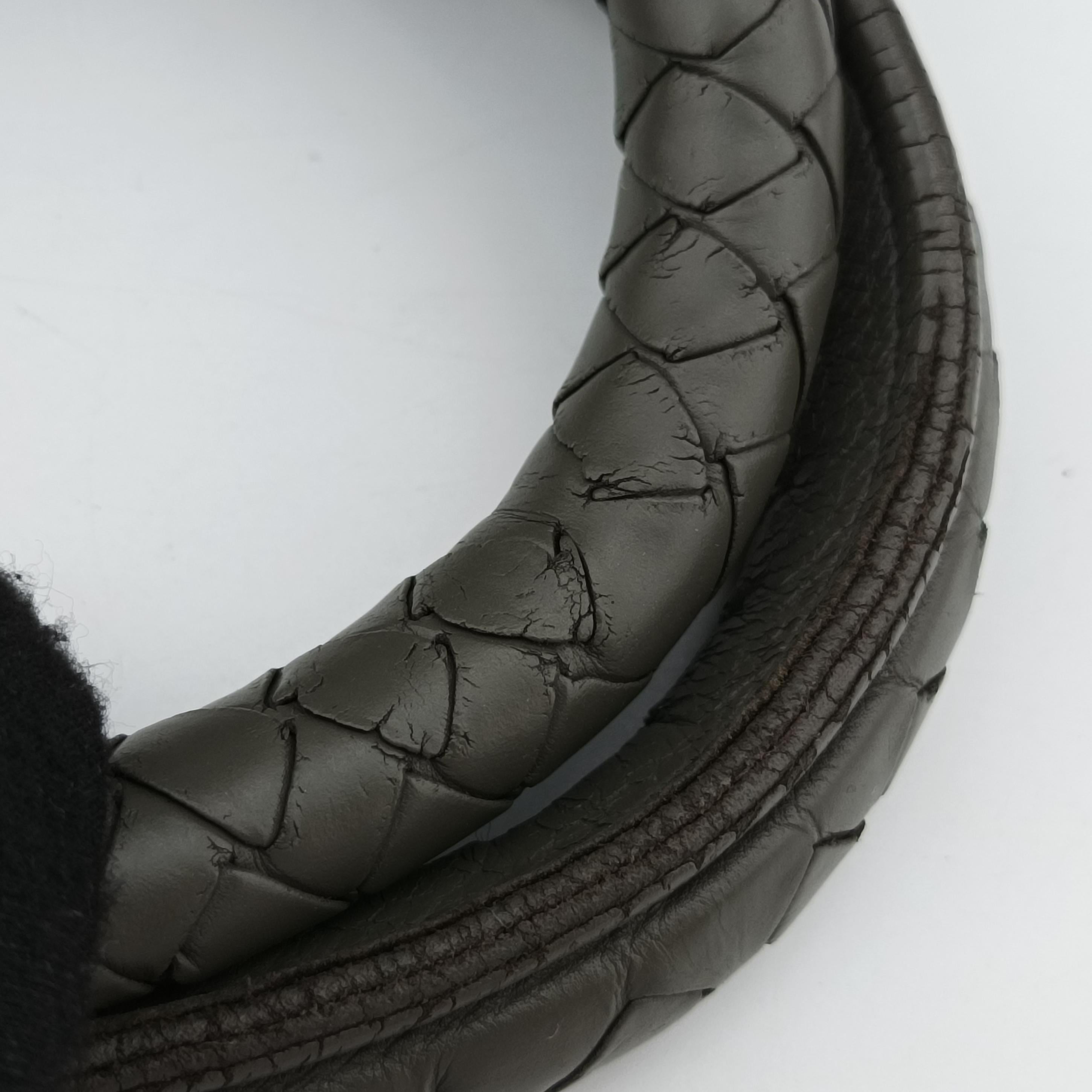 Pre-owned Bottega Veneta Intrecciato Olive Green lambskin  handbag | stylenewstar