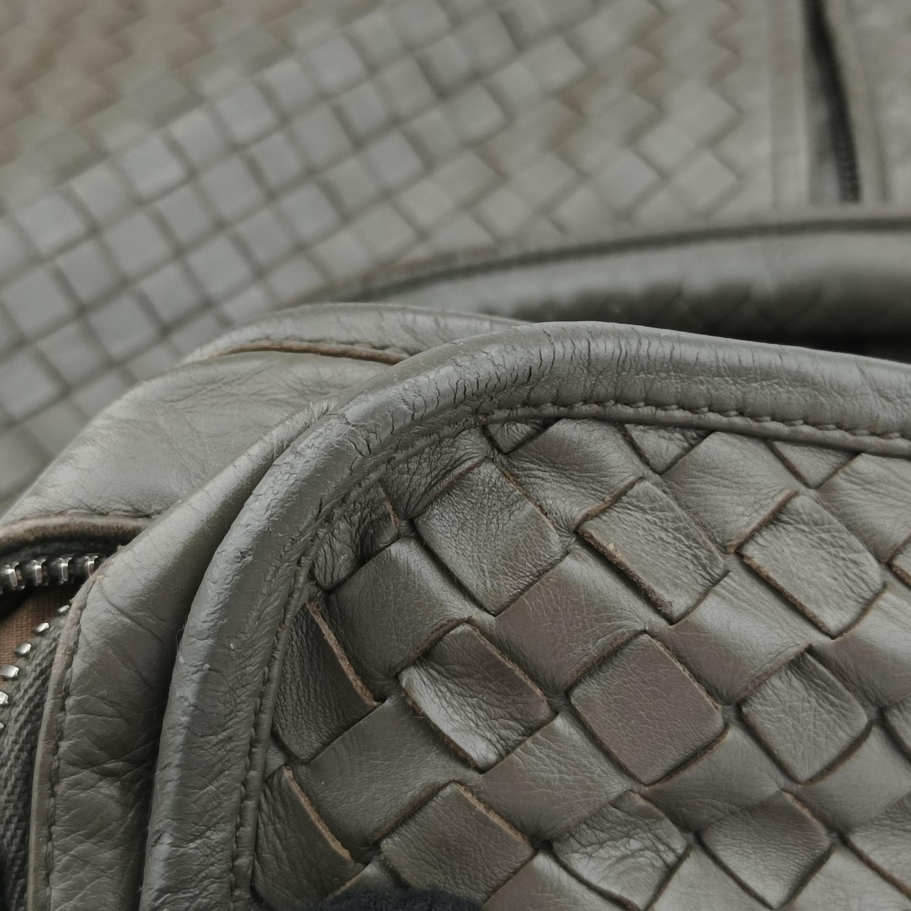 Pre-owned Bottega Veneta Intrecciato Olive Green lambskin  handbag | stylenewstar