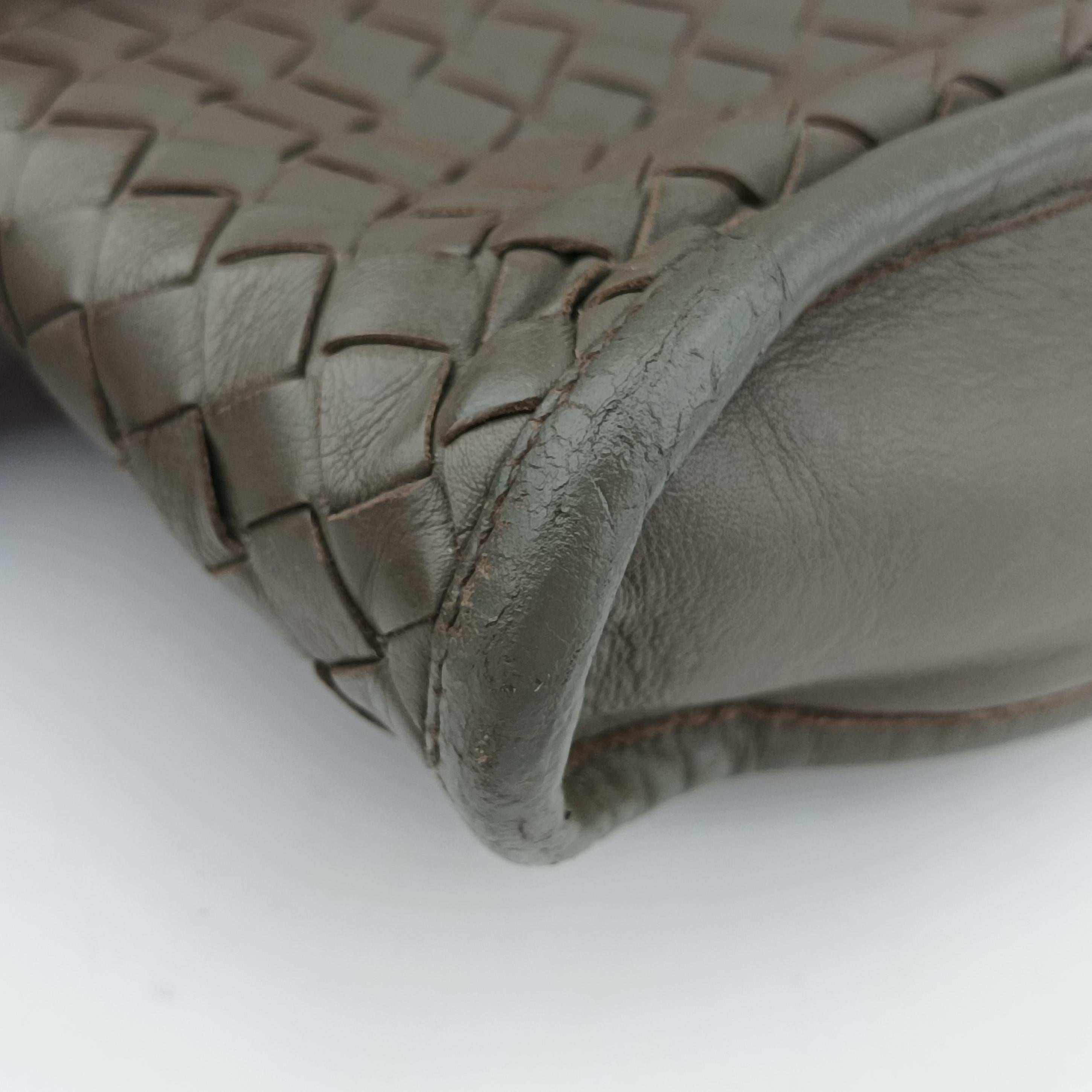 Pre-owned Bottega Veneta Intrecciato Olive Green lambskin  handbag | stylenewstar