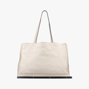 Vintage Prada Etiquette White leather 1BG122 shoulderbag | stylenewstar