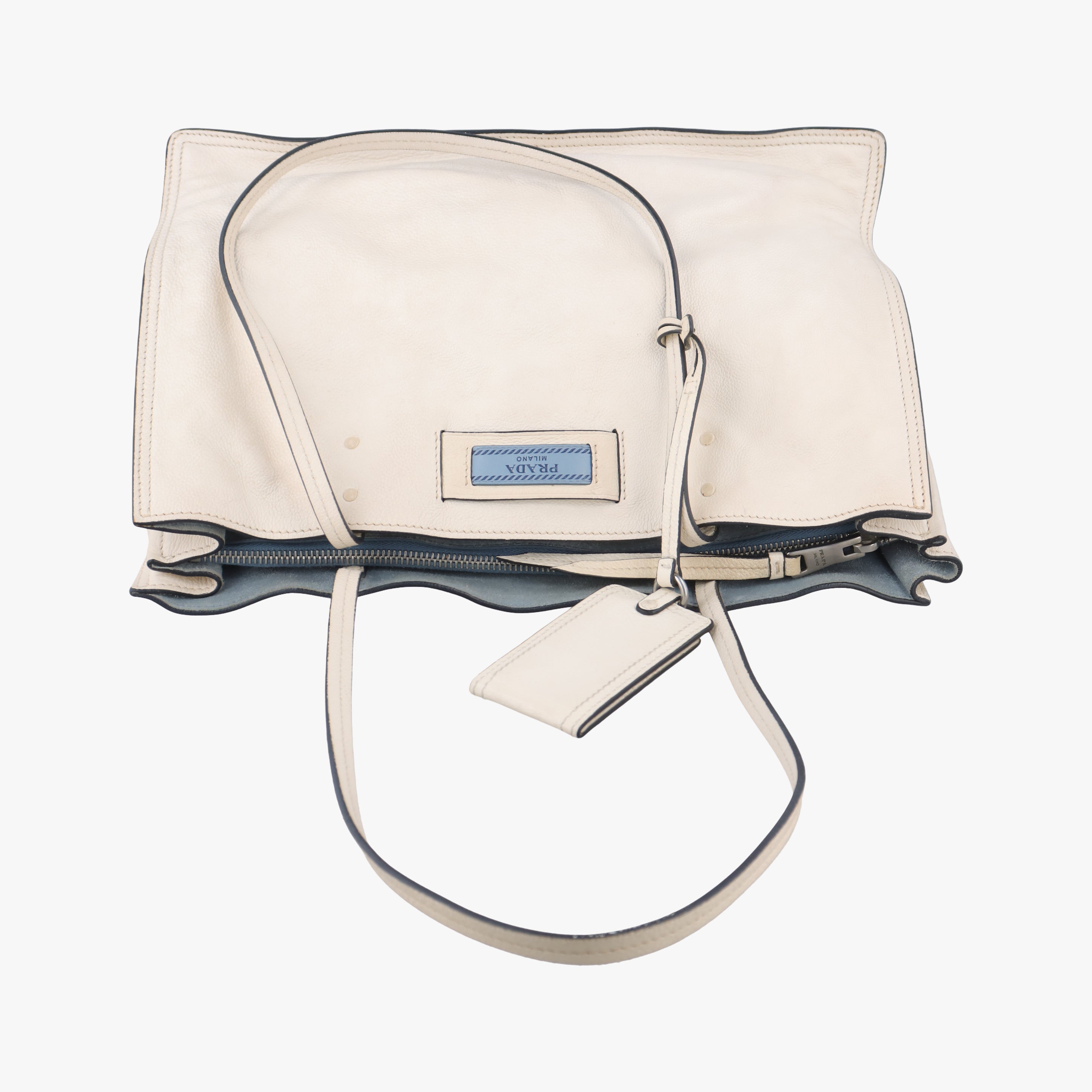 Vintage Prada Etiquette White leather 1BG122 shoulderbag | stylenewstar