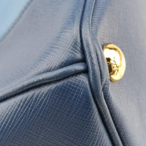 Pre-owned Prada Galleria Blue×Navy SAFFIANO Leather B2274C shoulderbag | stylenewstar