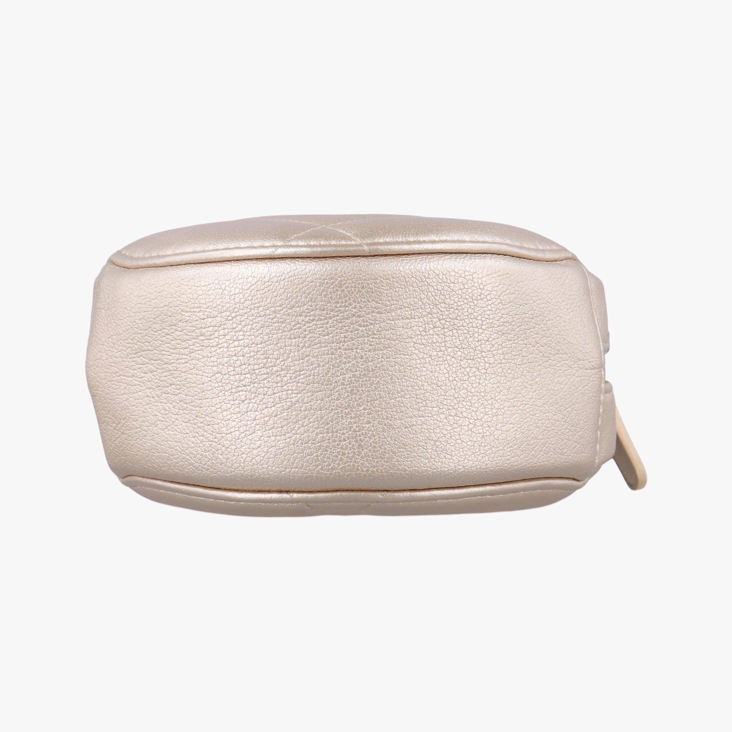 Pre-owned Chanel CHANEL 19 Round Golden lambskin AP0945 shoulderbag | stylenewstar