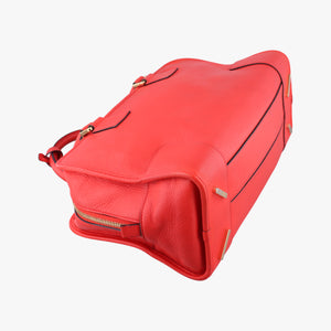 Pre-owned Loewe Amazona36 Red Leather  shoulderbag | stylenewstar