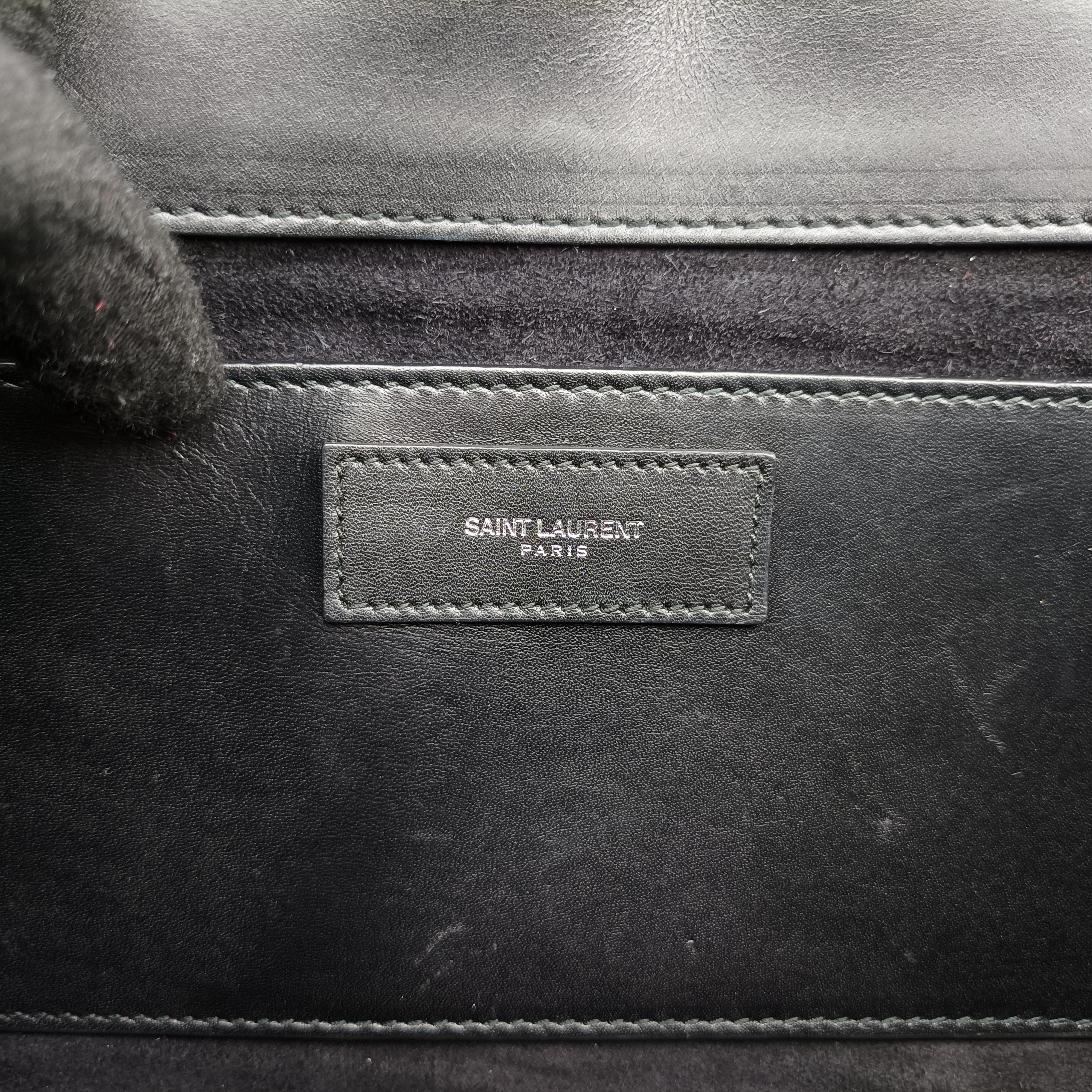 Pre-owned Yves Saint Laurent Betty Black Leather 315680 shoulderbag | stylenewstar