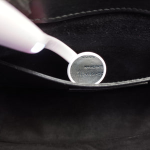 Pre-owned Yves Saint Laurent Betty Black Leather 315680 shoulderbag | stylenewstar