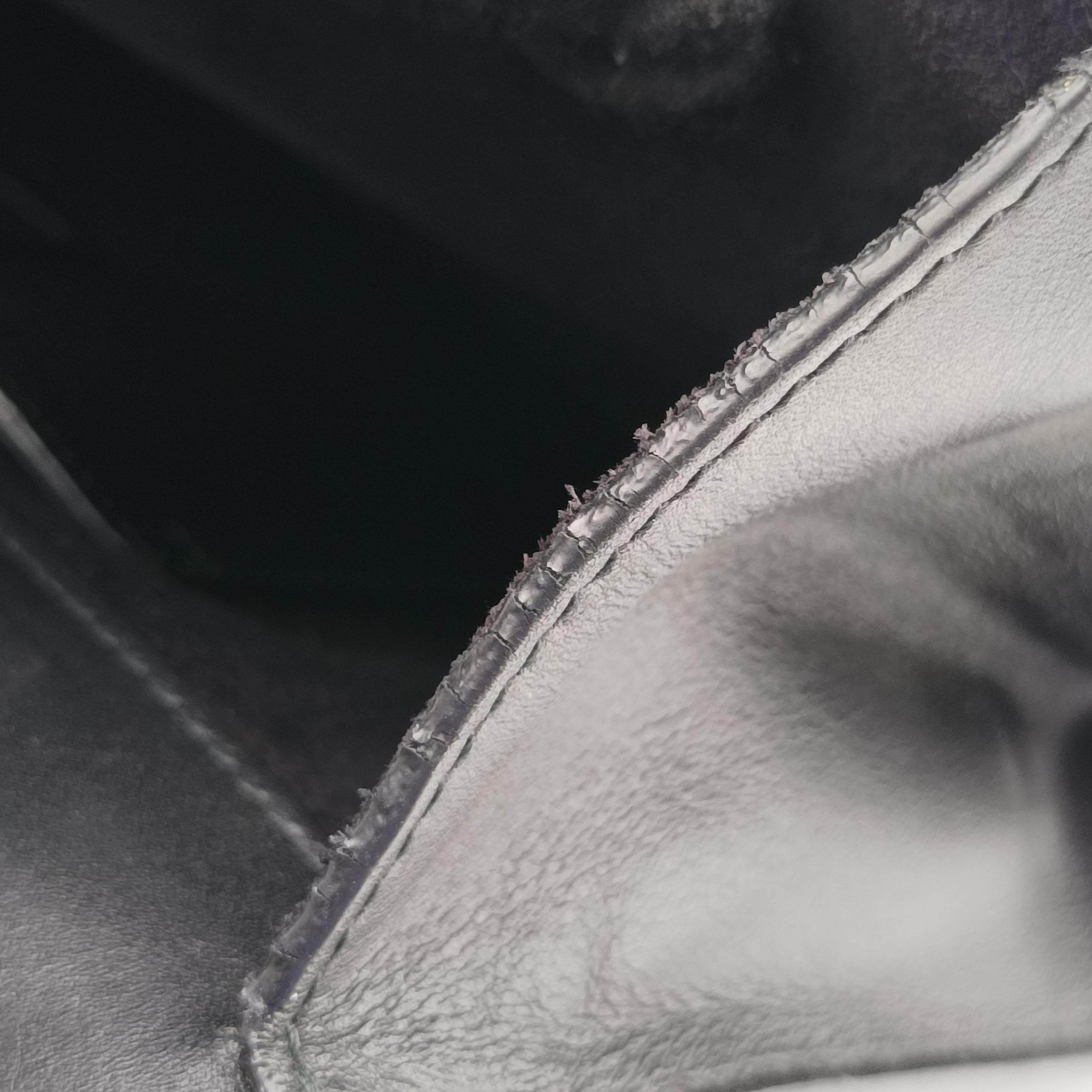 Pre-owned Yves Saint Laurent Betty Black Leather 315680 shoulderbag | stylenewstar