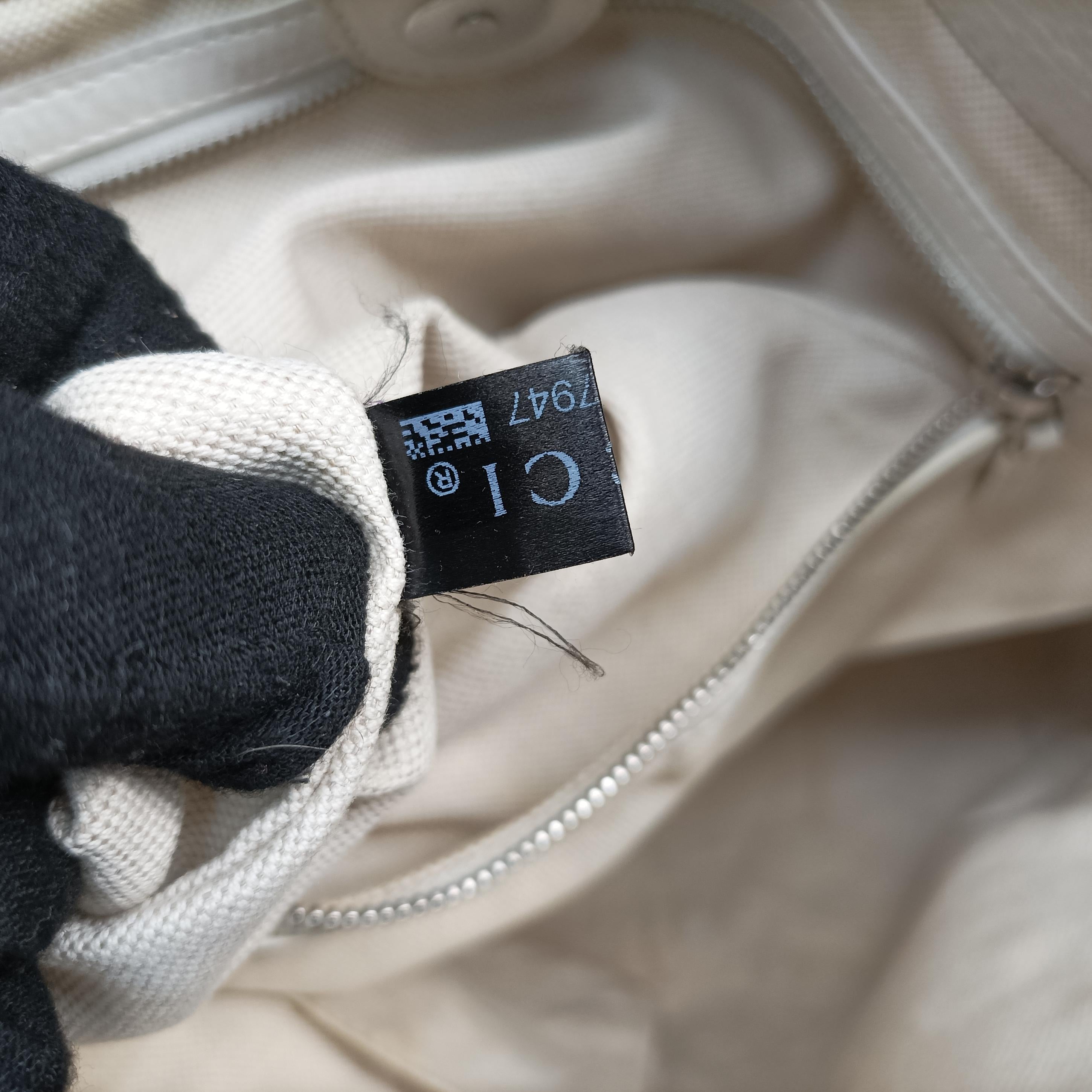 Pre-owned Gucci GG Neoprene White Leather 241101 shoulderbag | stylenewstar